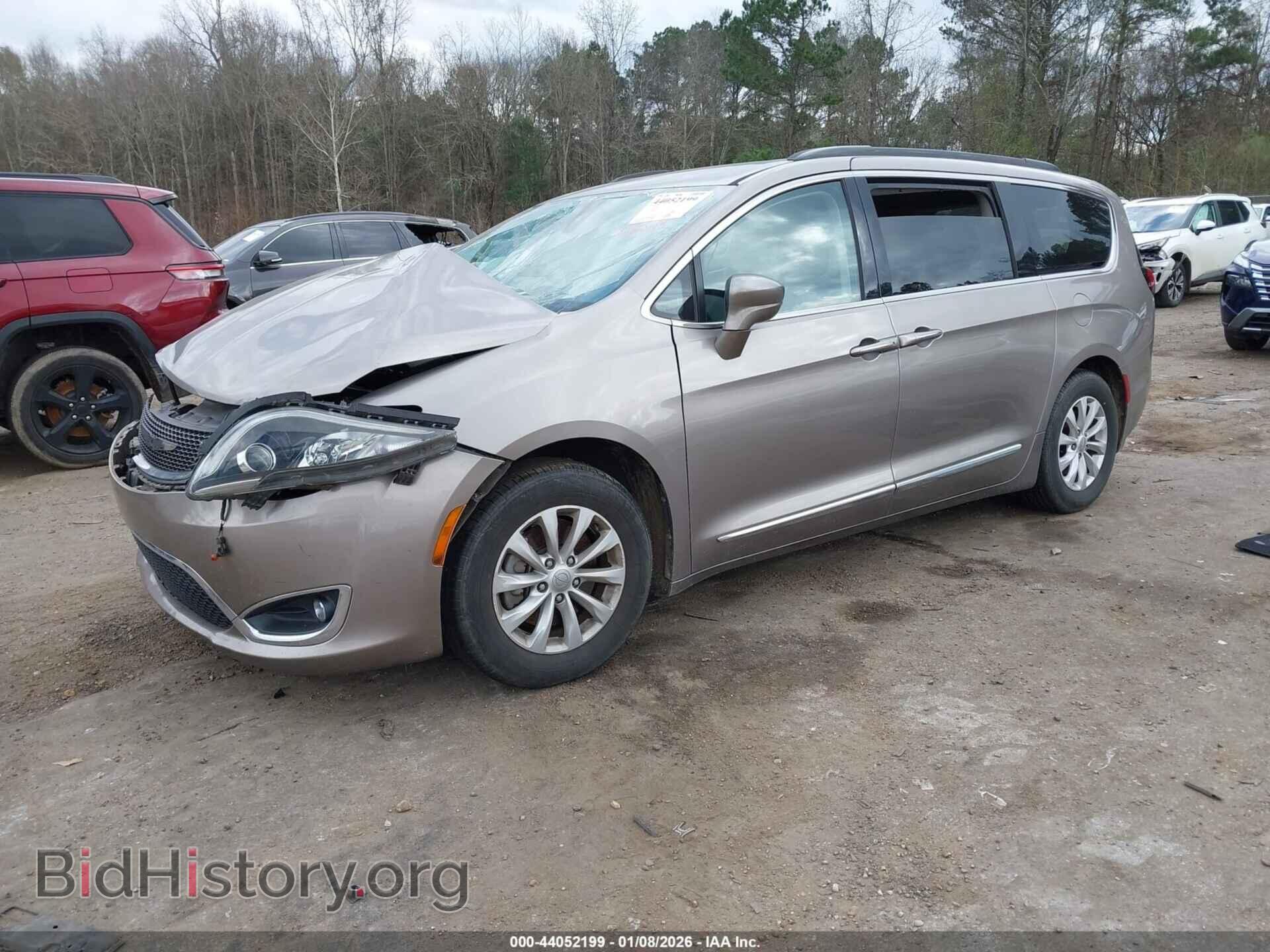2017 CHRYSLER PACIFICA - VIN: 2C4RC1BG6HR564428 - Фото 2