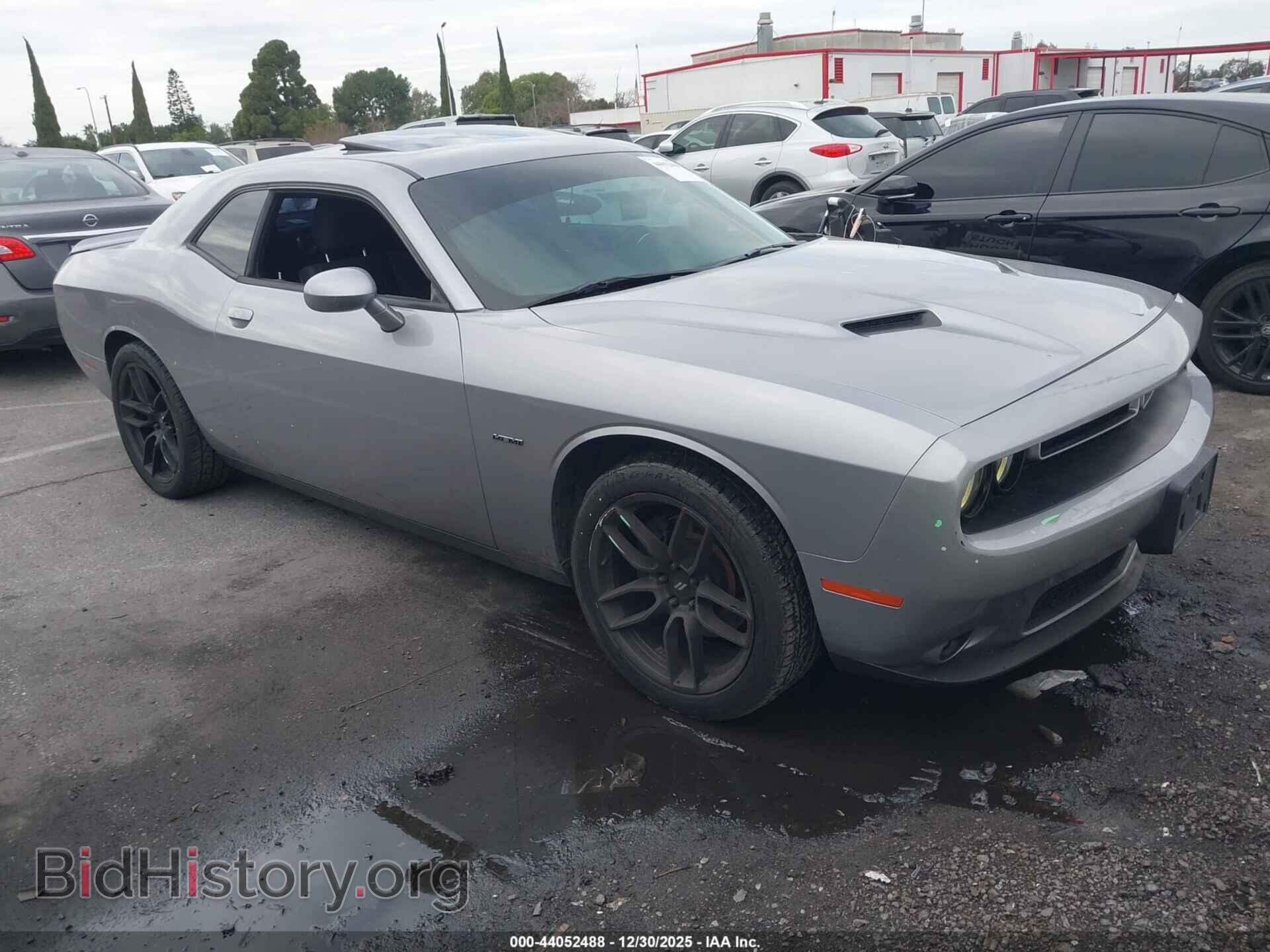 Photo 2C3CDZBT2JH241136 - DODGE CHALLENGER 2018