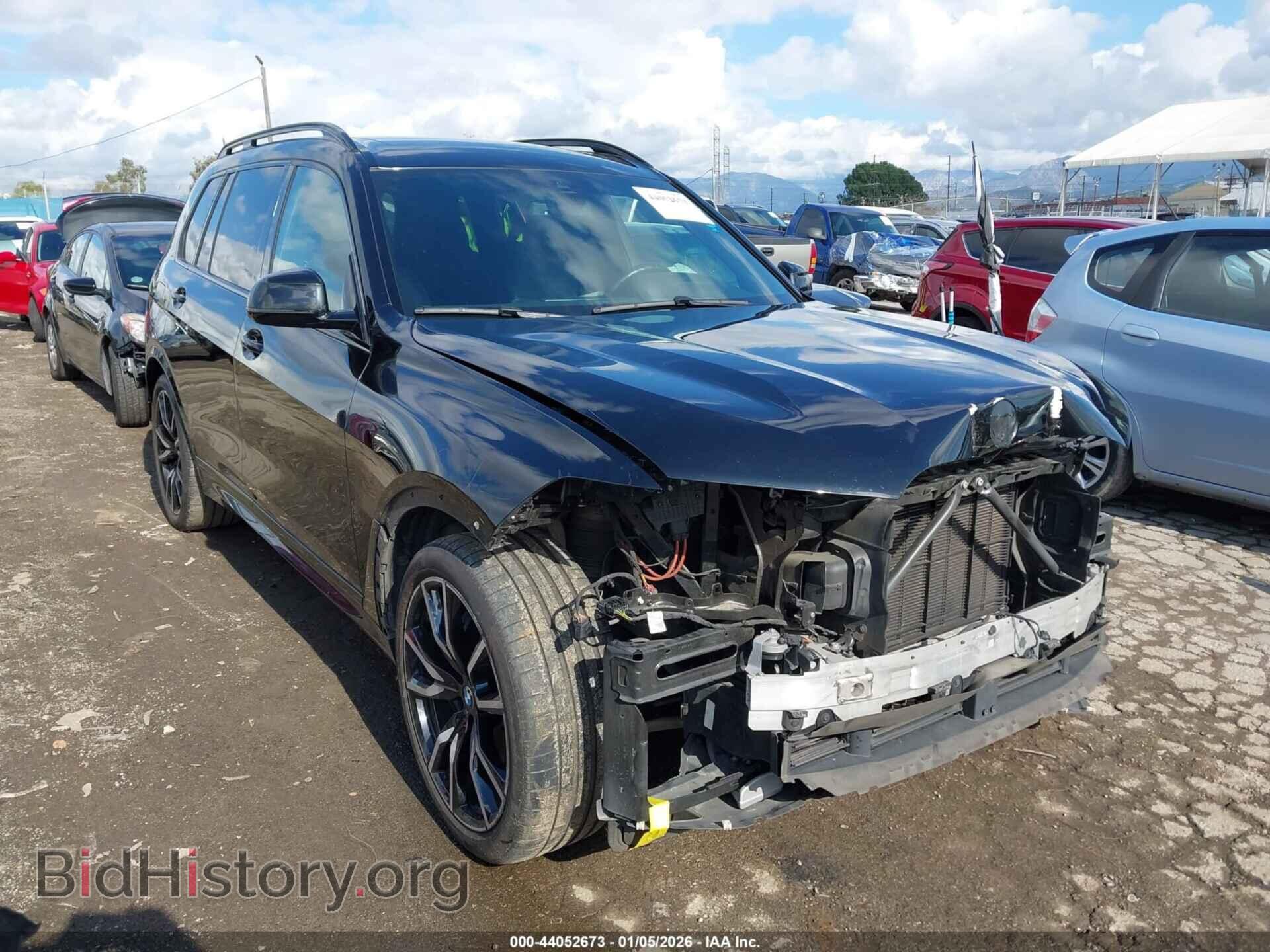 Photo 5UXCW2C01M9E52853 - BMW X7 2021