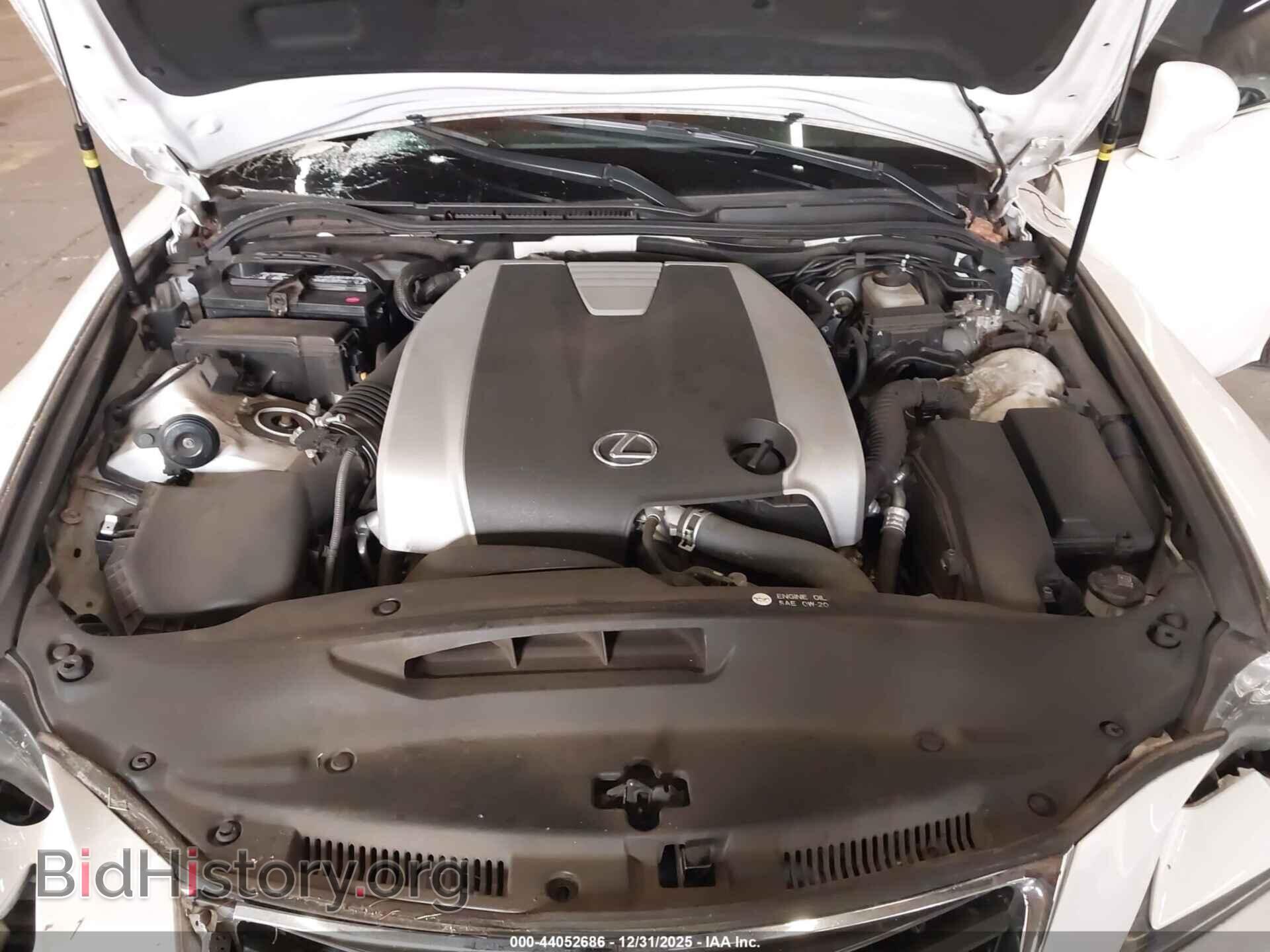 2016 LEXUS IS 300 - VIN: JTHCM1D20G5002717 - Photo 10