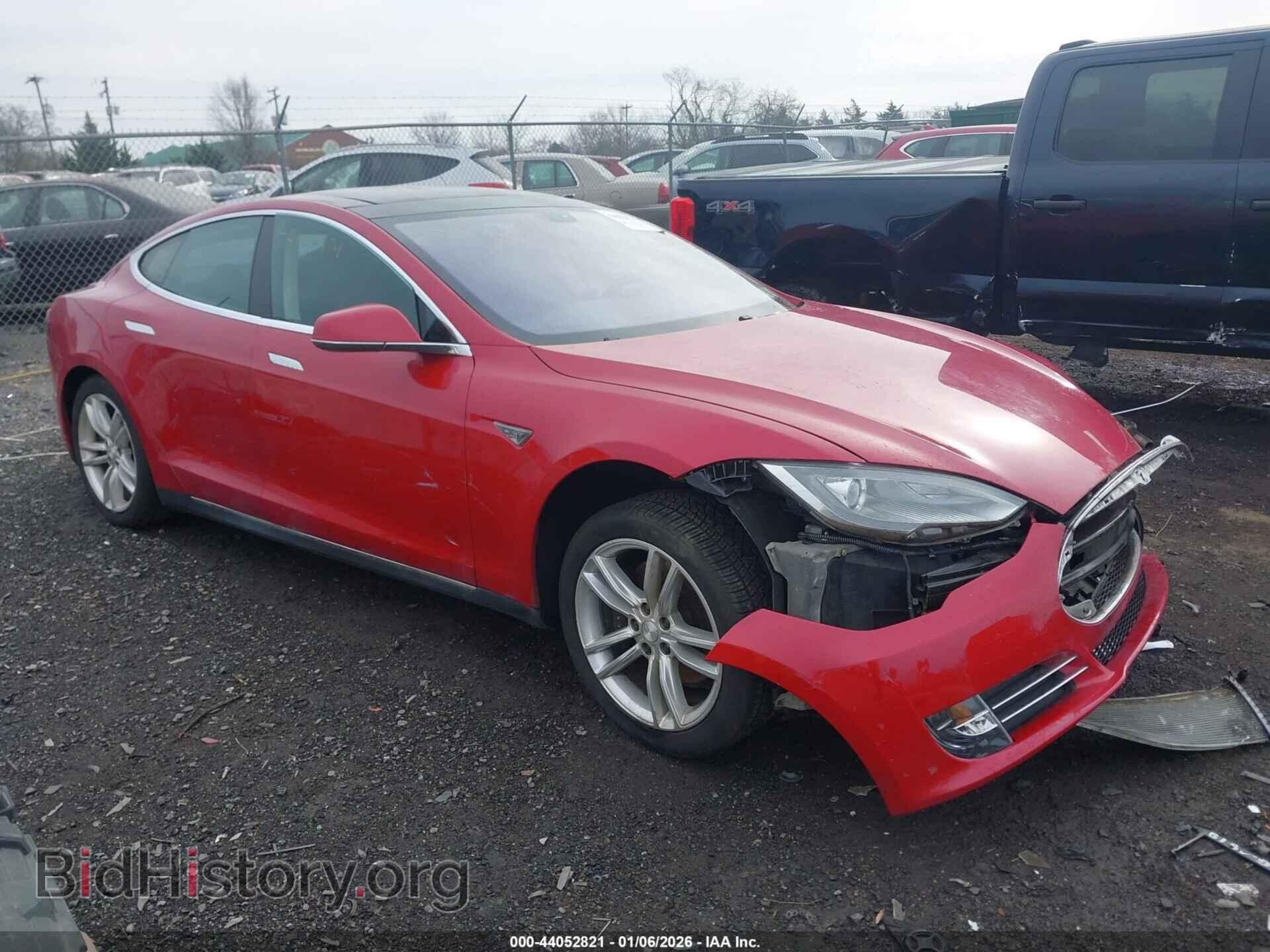 Фотография 5YJSA1CP1DFP11637 - TESLA MODEL S 2013