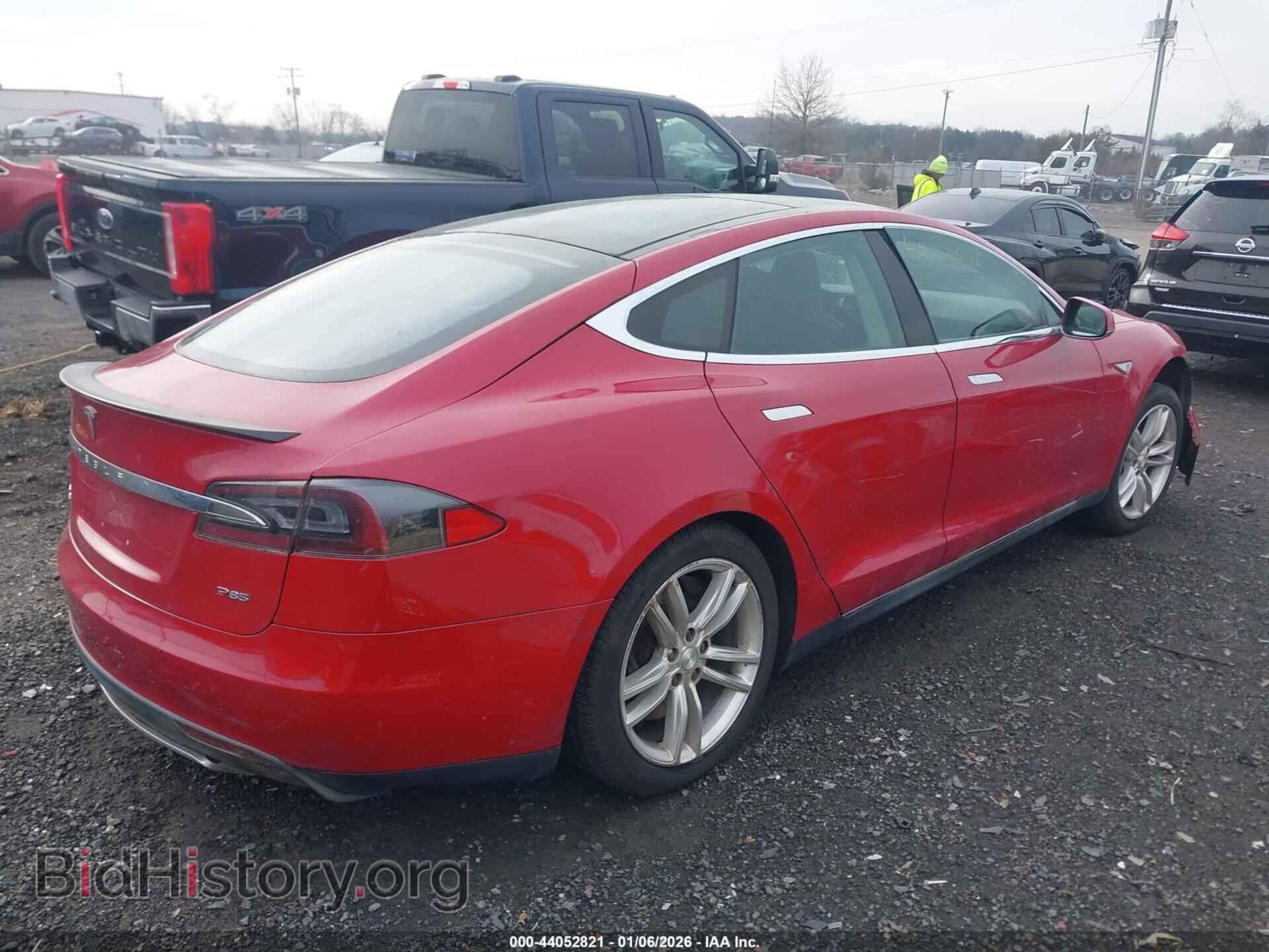 2013 TESLA MODEL S - VIN: 5YJSA1CP1DFP11637 - Фото 4