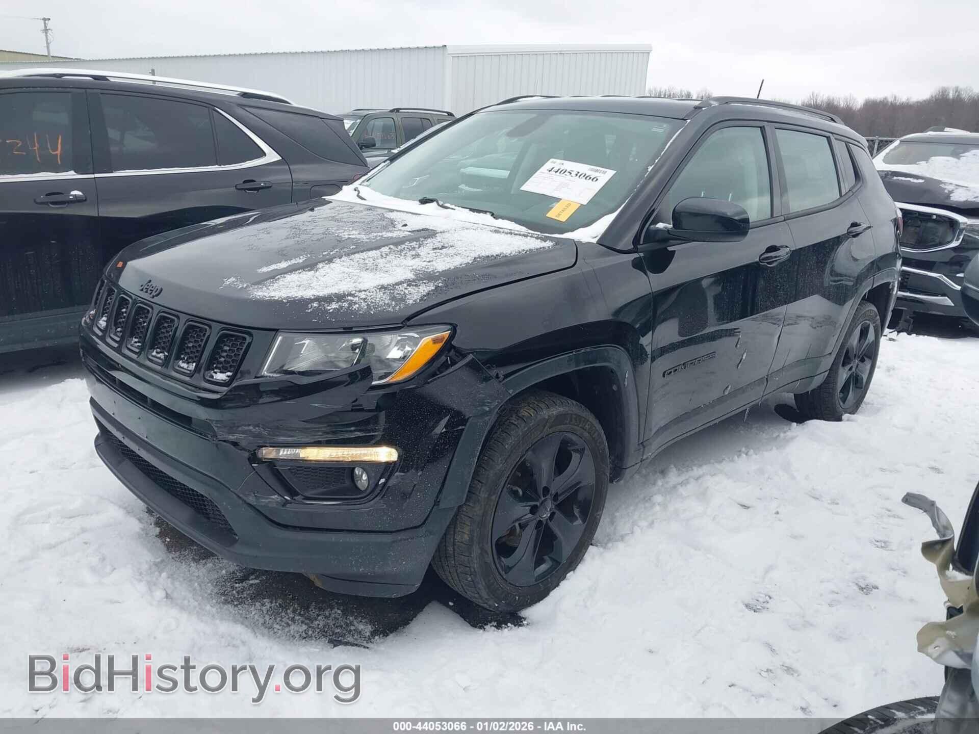 2019 JEEP COMPASS - VIN: 3C4NJDBB3KT623000 - Фото 2