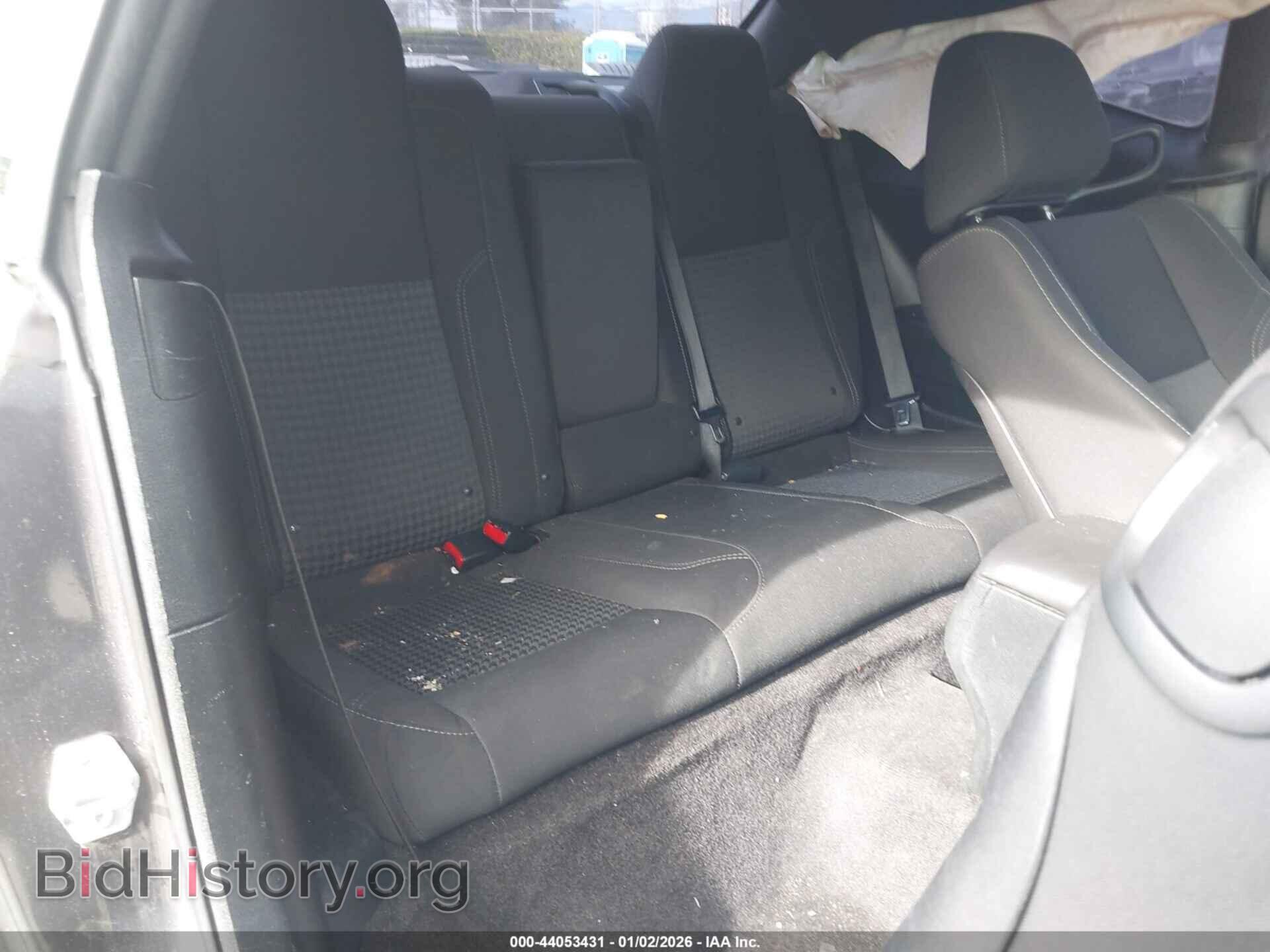 2018 DODGE CHALLENGER - VIN: 2C3CDZAG4JH262932 - Photo 8