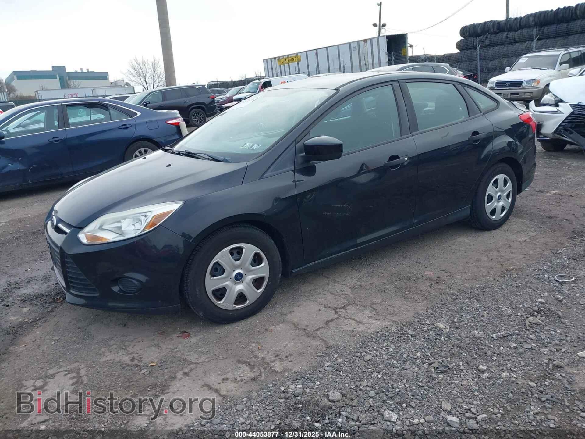 2013 FORD FOCUS - VIN: 1FADP3E22DL349843 - Фото 2