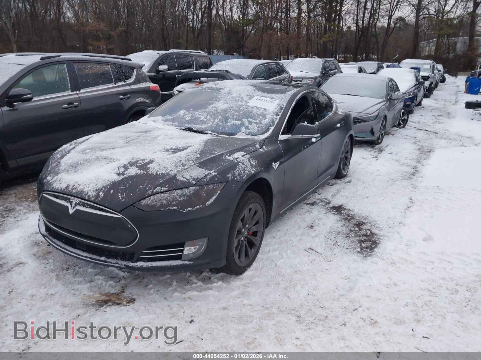 2014 TESLA MODEL S - VIN: 5YJSA1H28EFP64219 - Фото 2