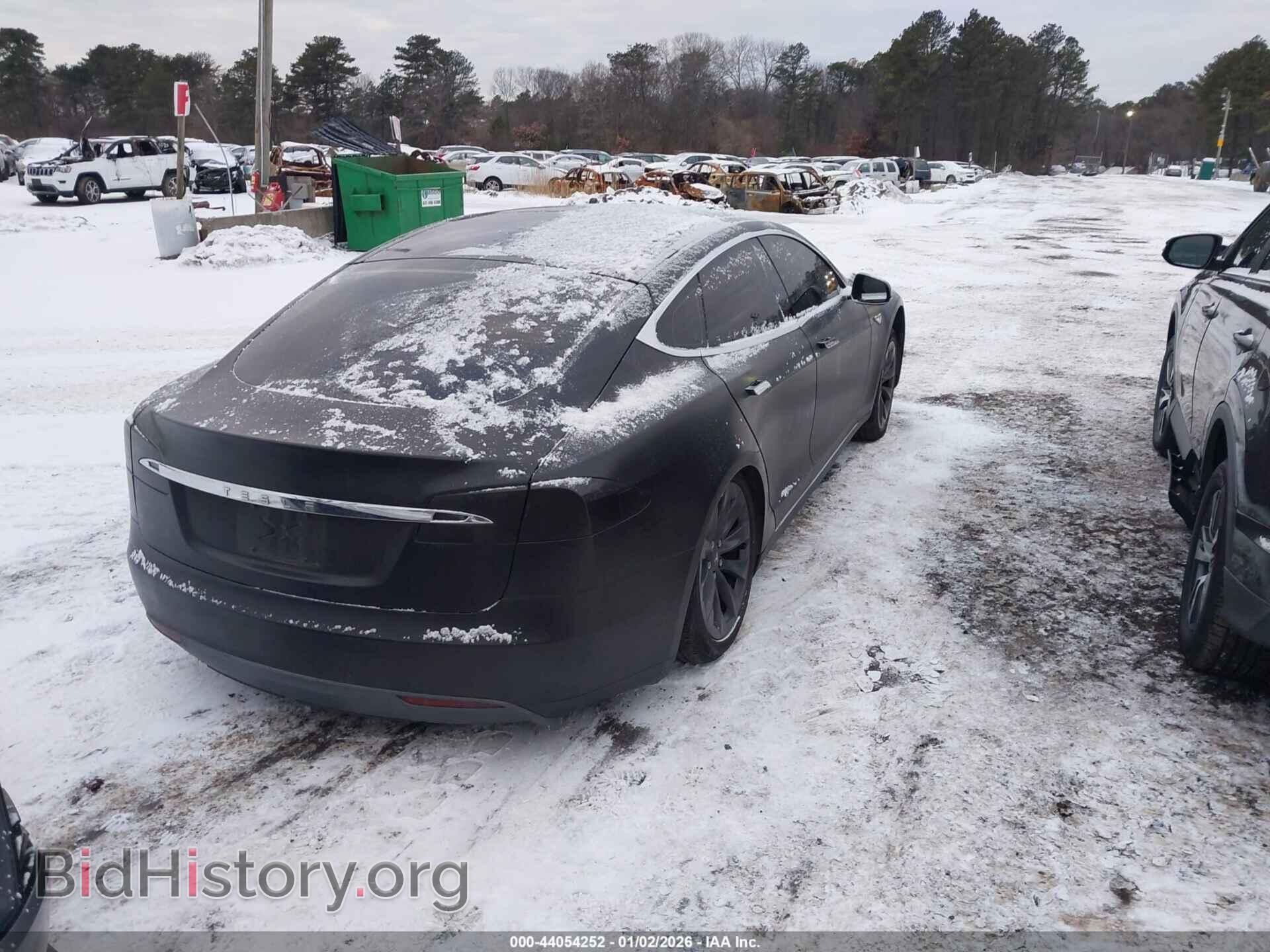 2014 TESLA MODEL S - VIN: 5YJSA1H28EFP64219 - Фото 4