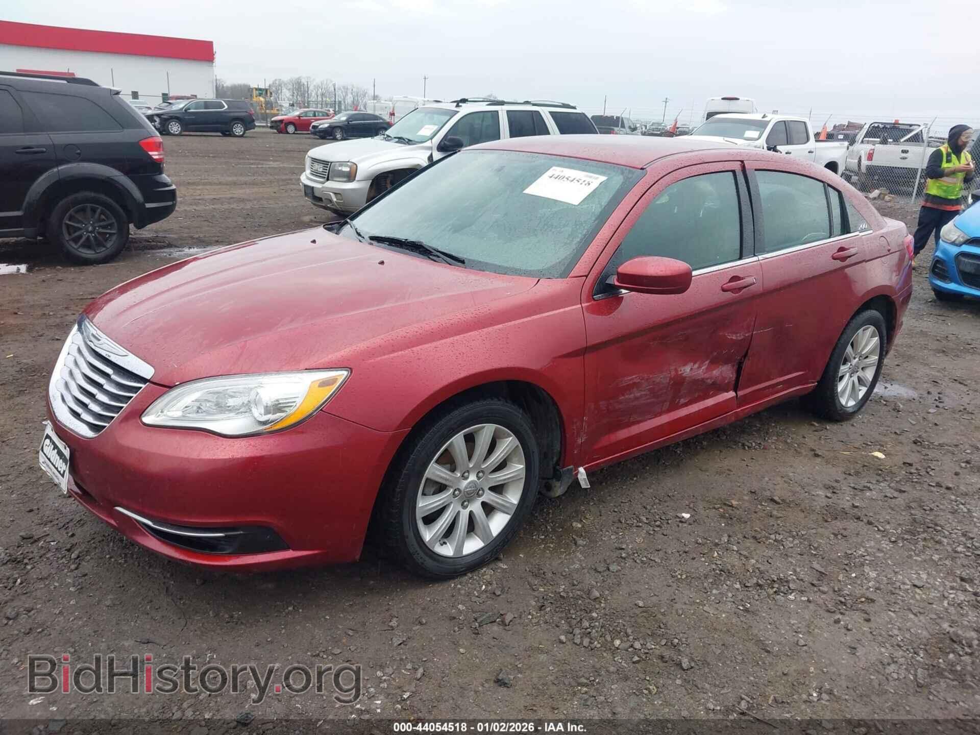 2014 CHRYSLER 200 - VIN: 1C3CCBBB6EN159067 - Фото 2