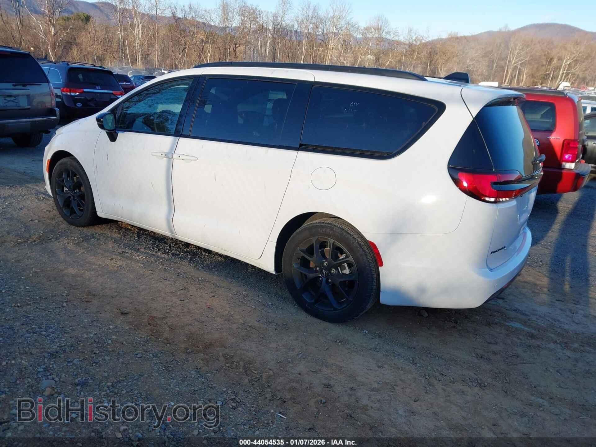 2025 CHRYSLER PACIFICA - VIN: 2C4RC1GG4SR515132 - Photo 3