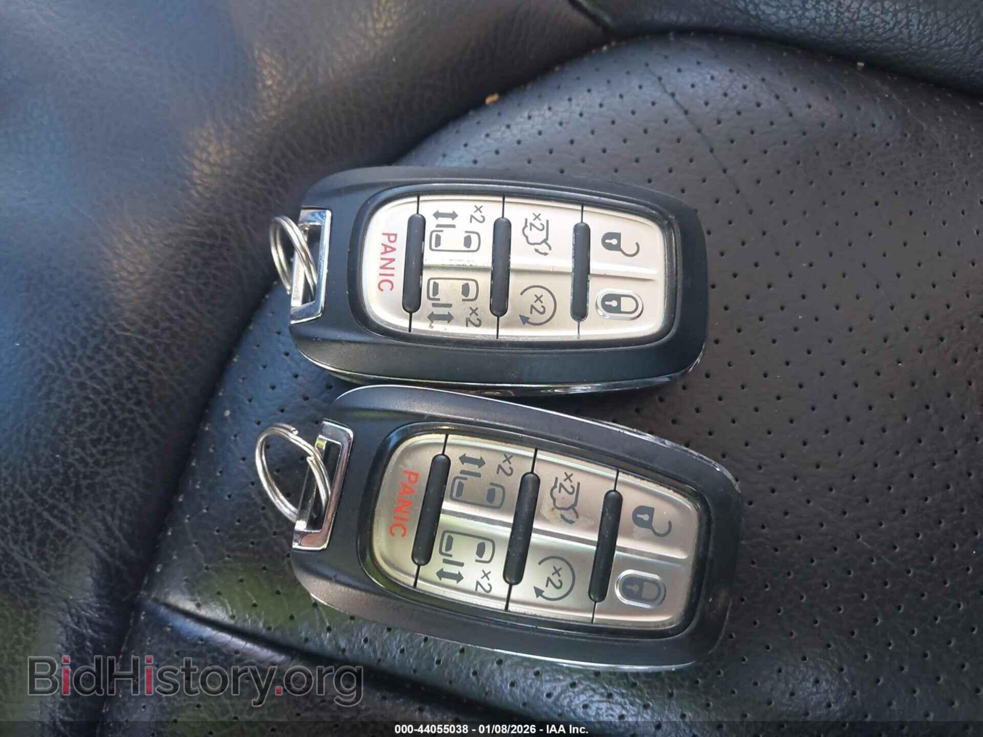2019 CHRYSLER PACIFICA - VIN: 2C4RC1EG5KR635847 - Photo 11