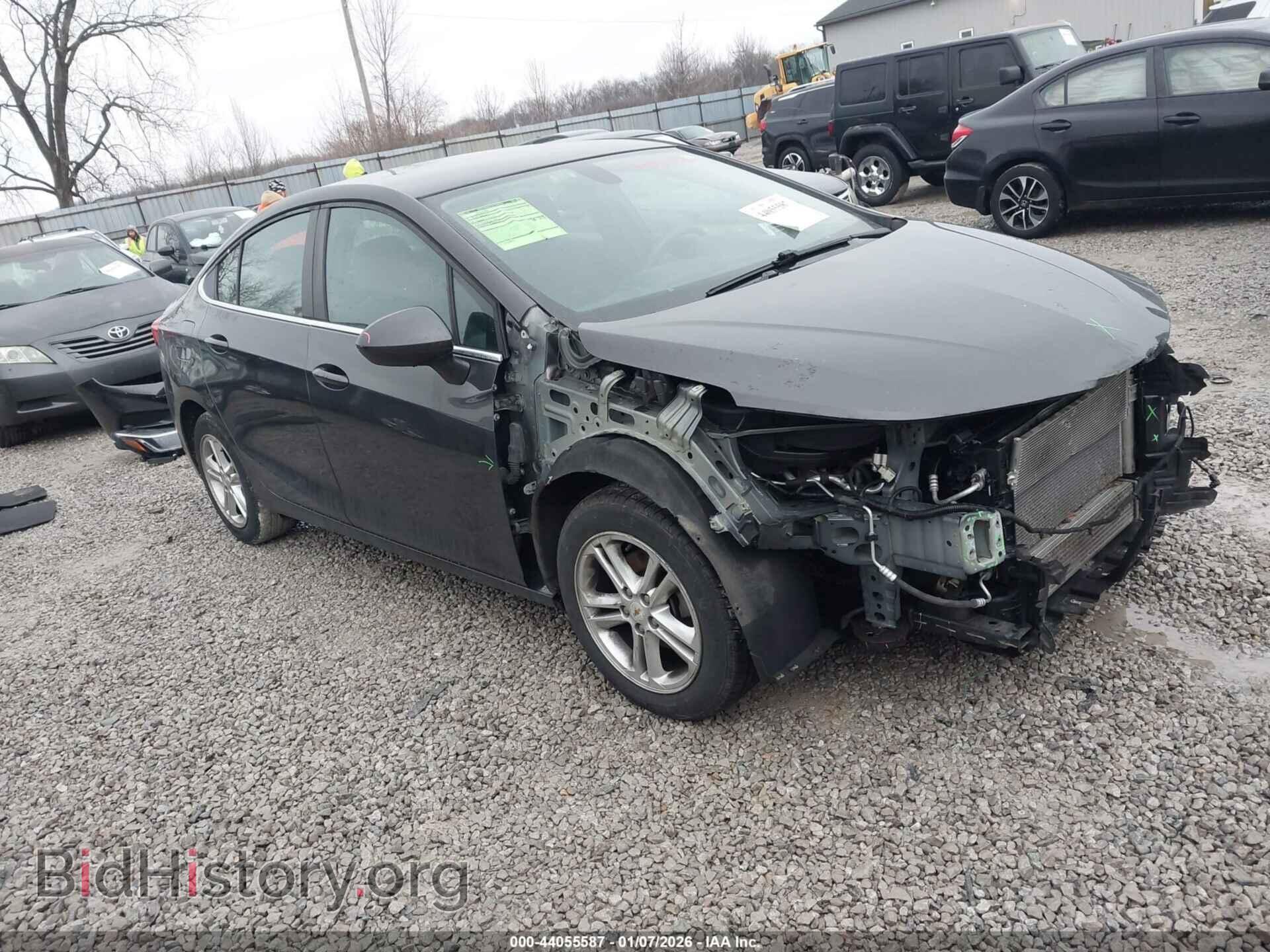 Photo 1G1BE5SM8H7189158 - CHEVROLET CRUZE 2017