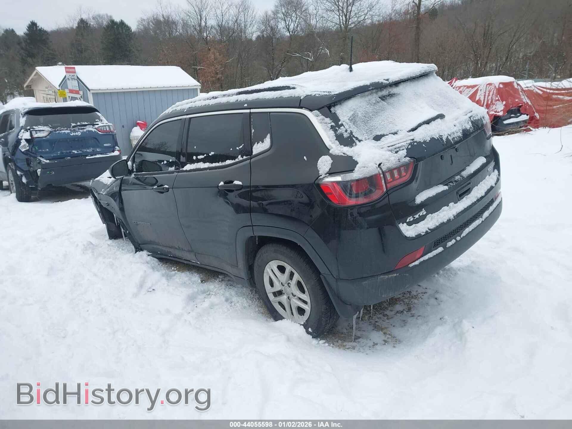 2019 JEEP COMPASS - VIN: 3C4NJDAB1KT703073 - Фото 3