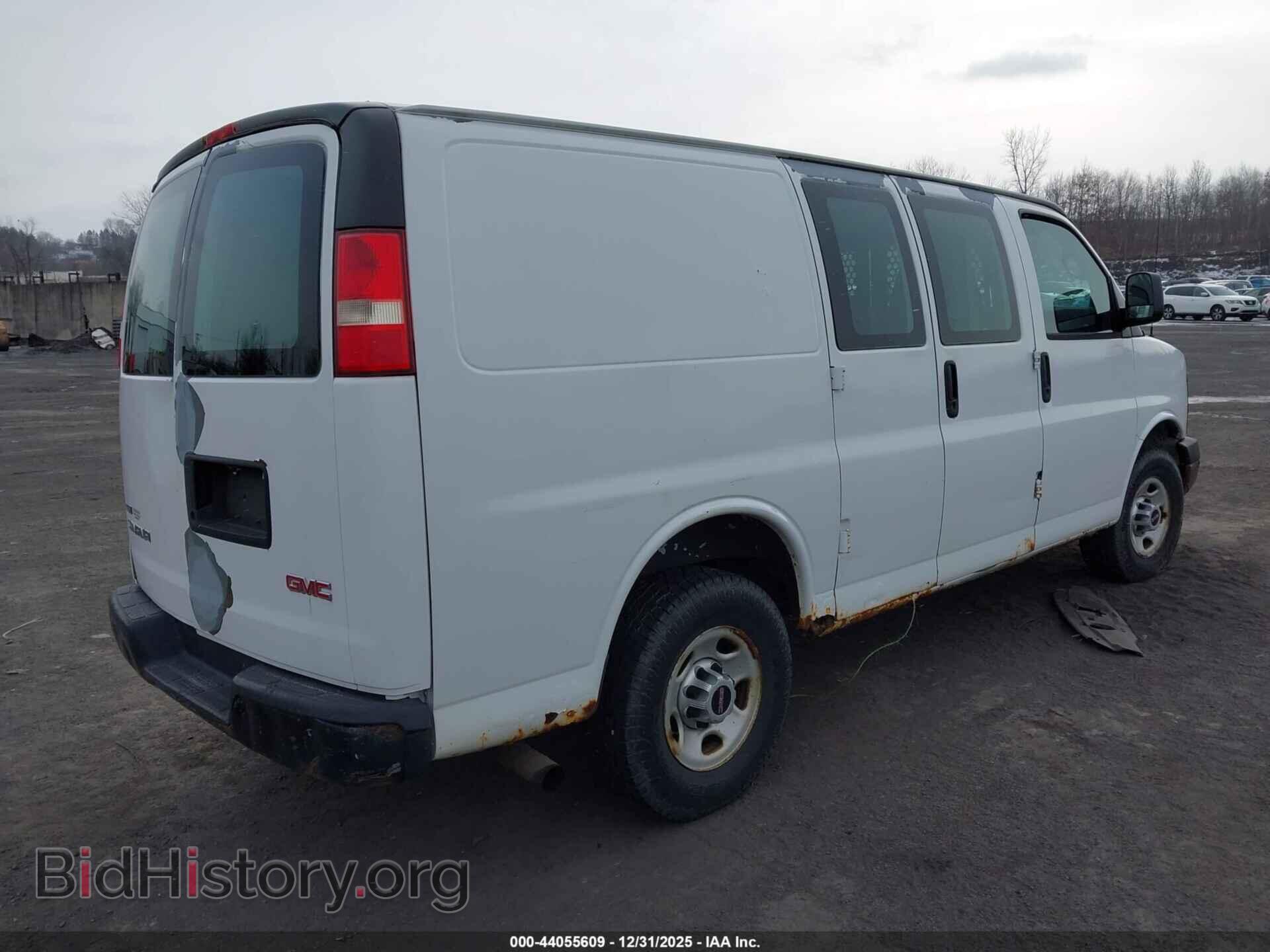 2010 GMC SAVANA 2500 - VIN: 1GTZGFBG2A1183459 - Фото 4
