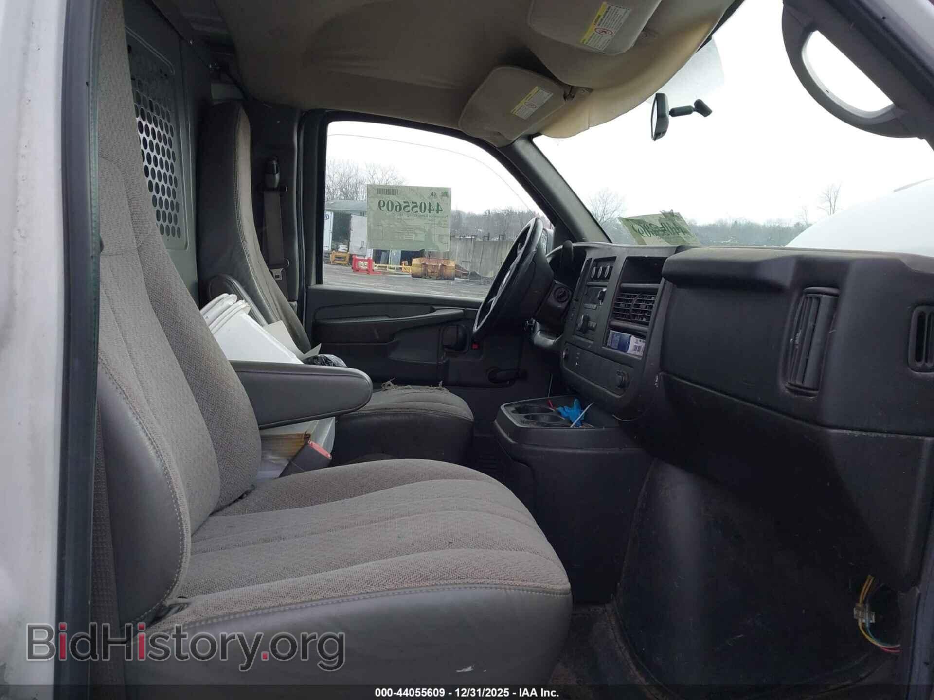 2010 GMC SAVANA 2500 - VIN: 1GTZGFBG2A1183459 - Фото 5