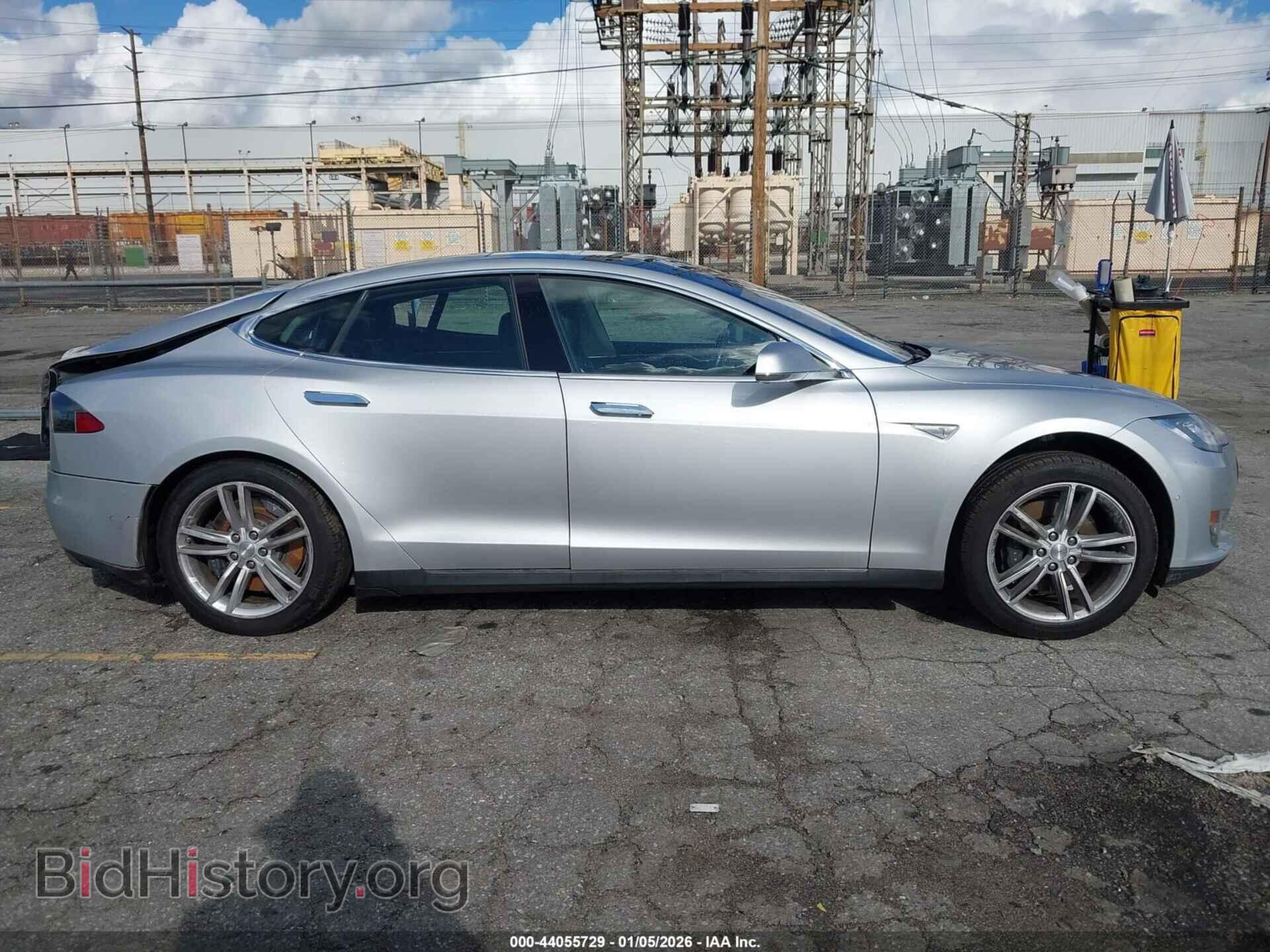 2015 TESLA MODEL S - VIN: 5YJSA1H1XFF083780 - Фото 13