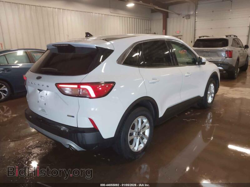 2020 Ford ESCAPE (VIN 1FMCU9G64LUA71730) — фото 4 из 16