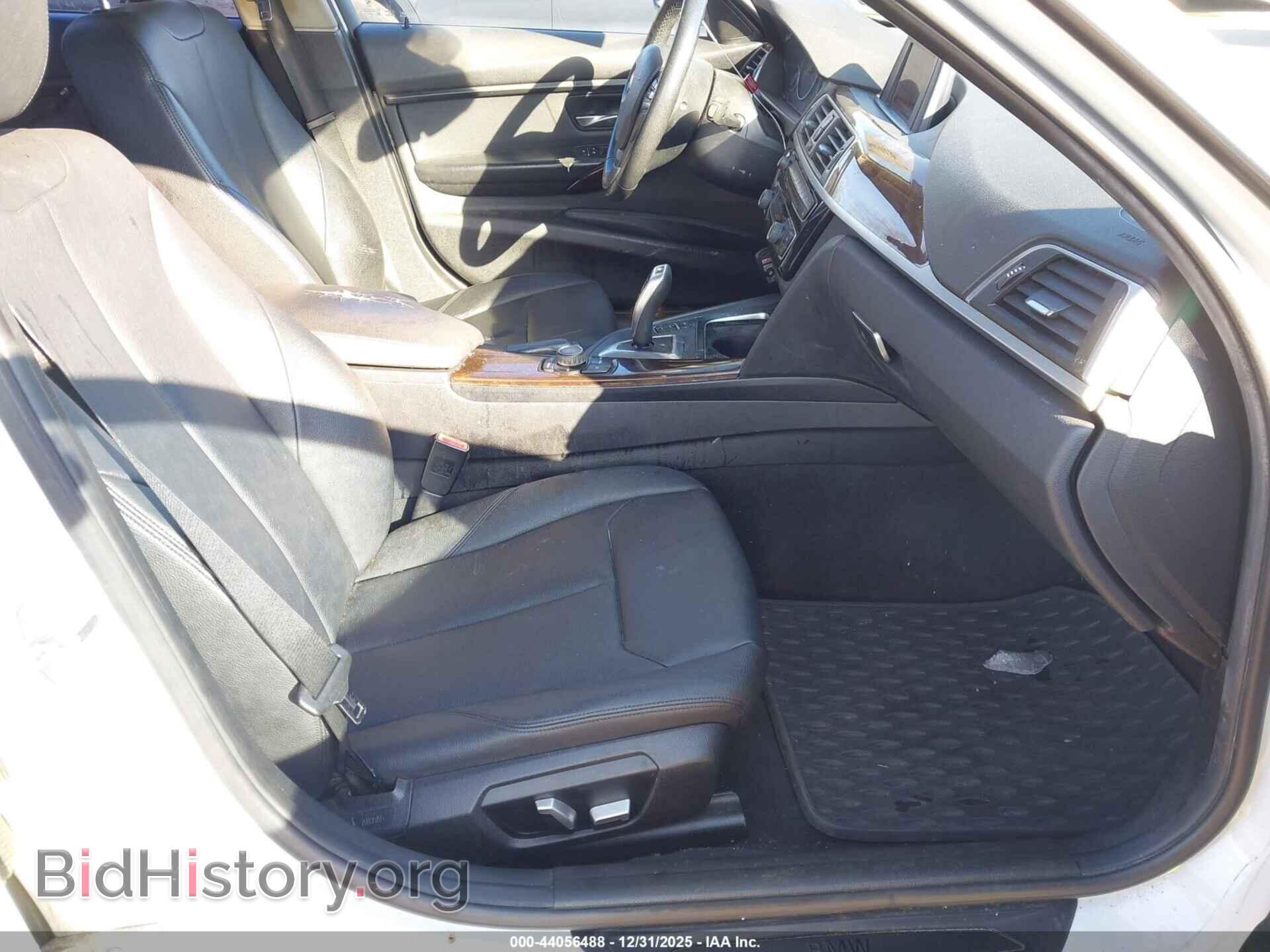 2016 BMW 320I - VIN: WBA8E5G52GNT40134 - Фото 5
