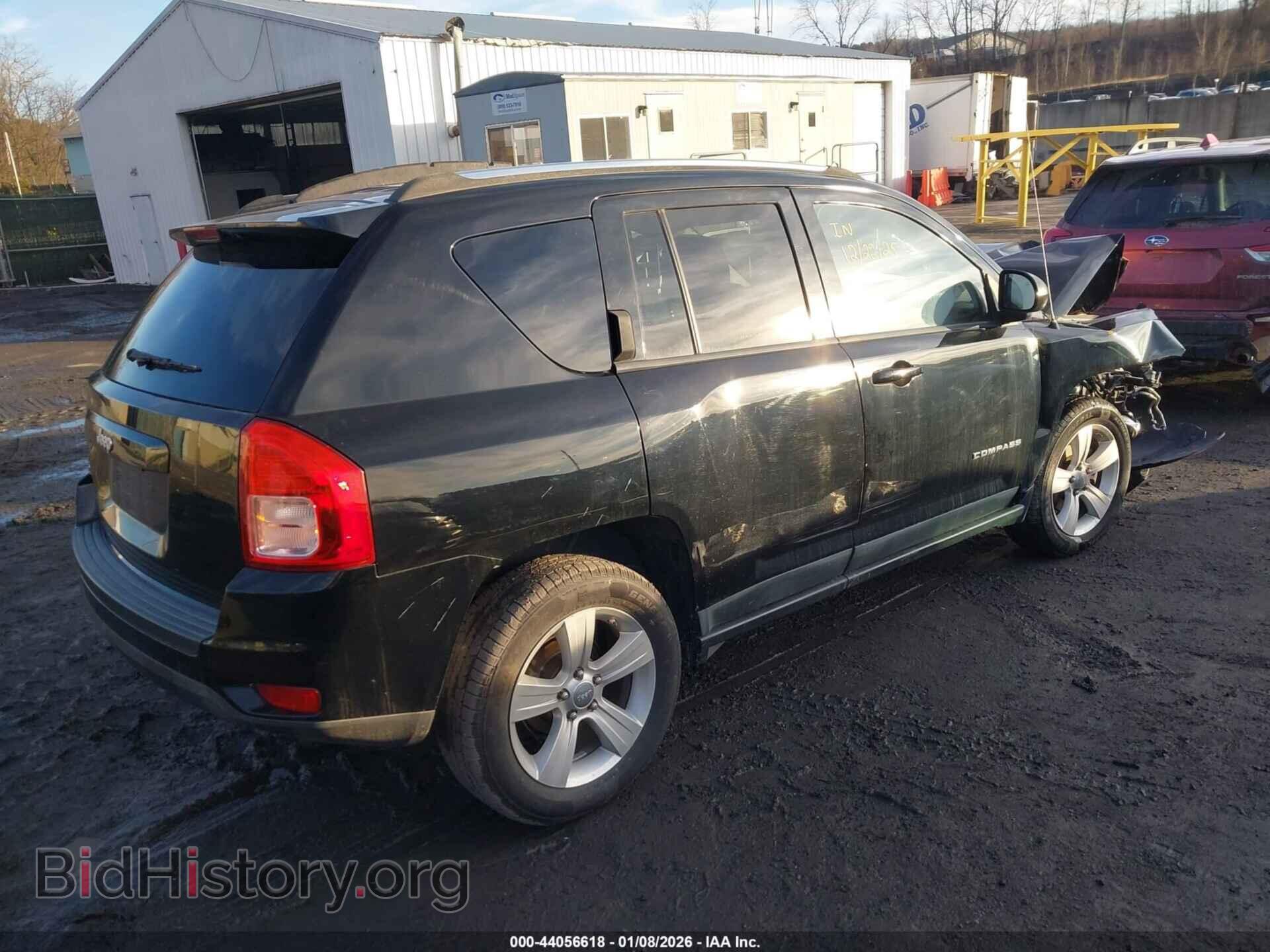 2012 JEEP COMPASS - VIN: 1C4NJDBB7CD504759 - Photo 4