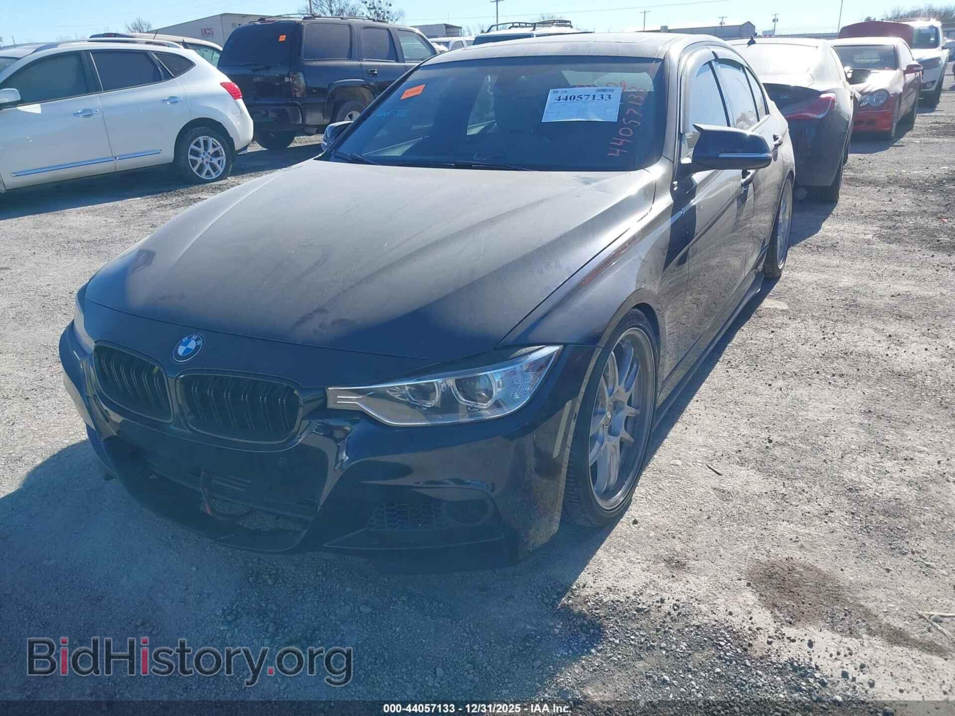 2013 BMW 335I - VIN: WBA3B9C55DF801137 - Фото 2