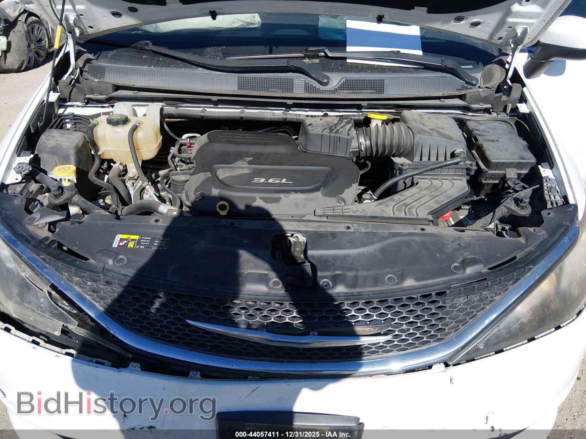 2017 CHRYSLER PACIFICA - VIN: 2C4RC1DG8HR551368 - Фото 10