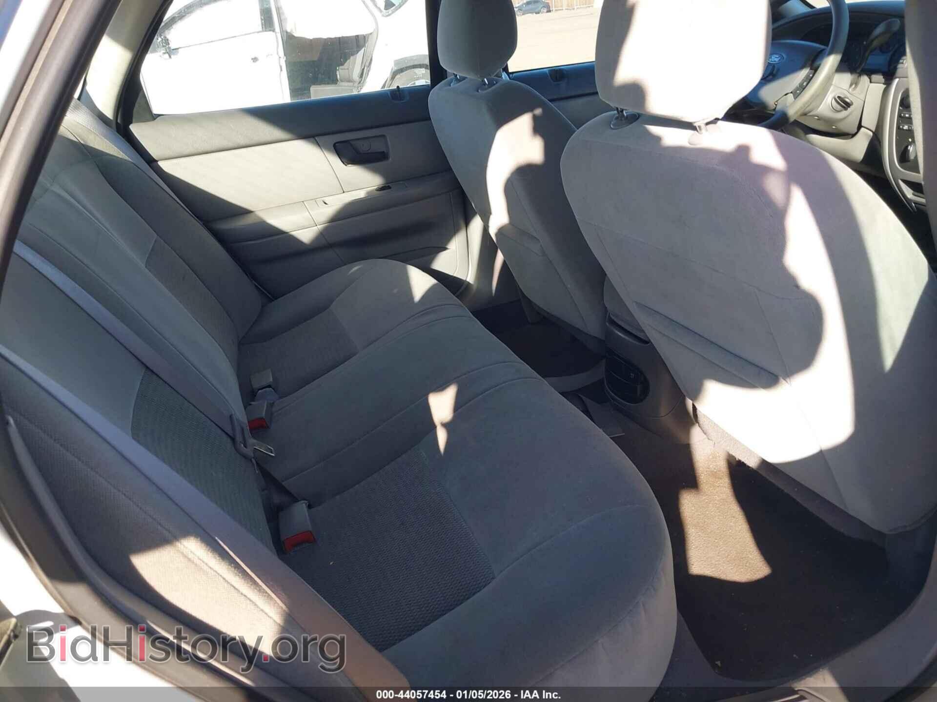 2005 FORD TAURUS - VIN: 1FAFP53U25A246492 - Фото 8
