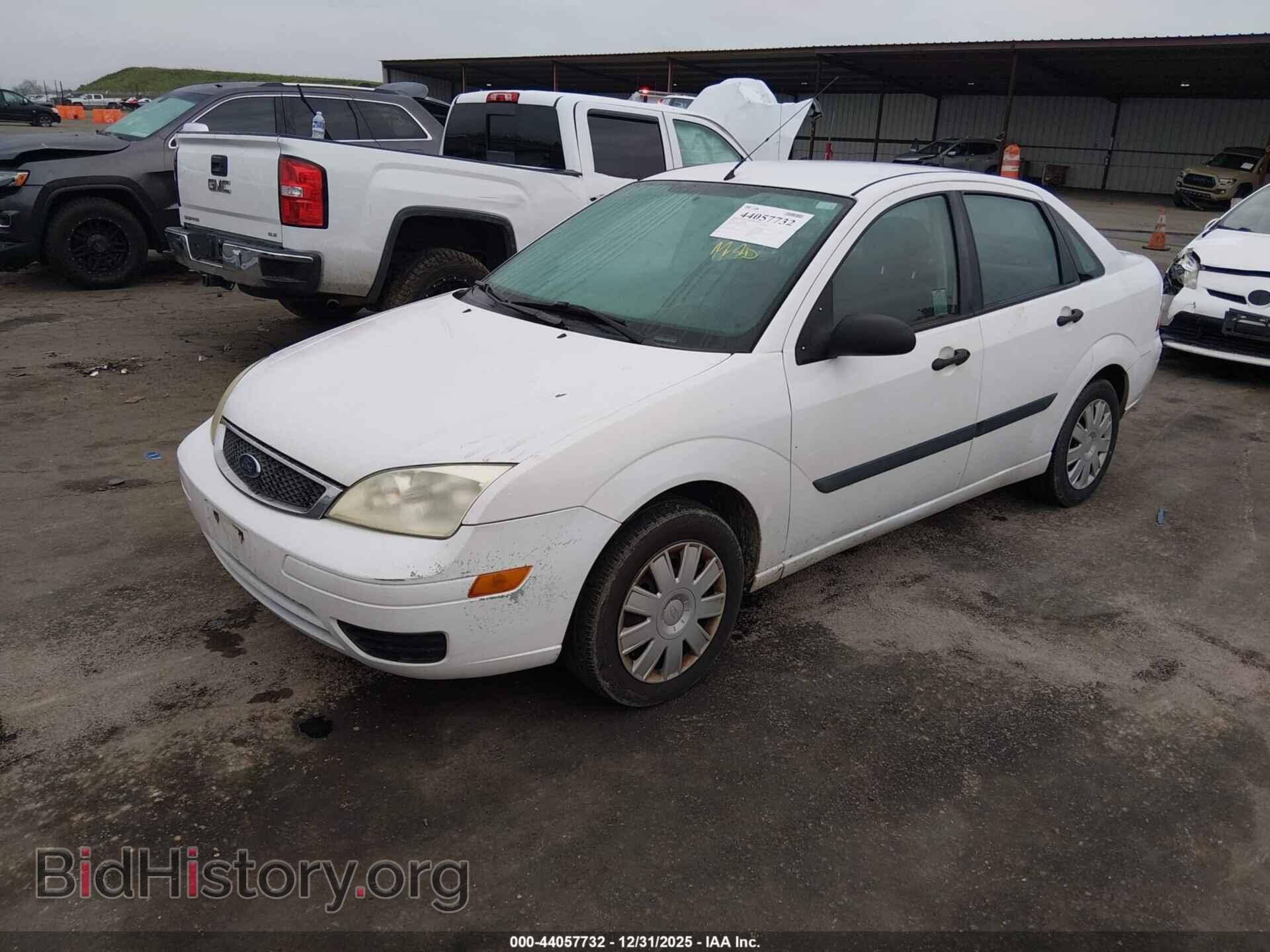 2006 FORD FOCUS - VIN: 1FAFP34N46W101809 - Фото 2