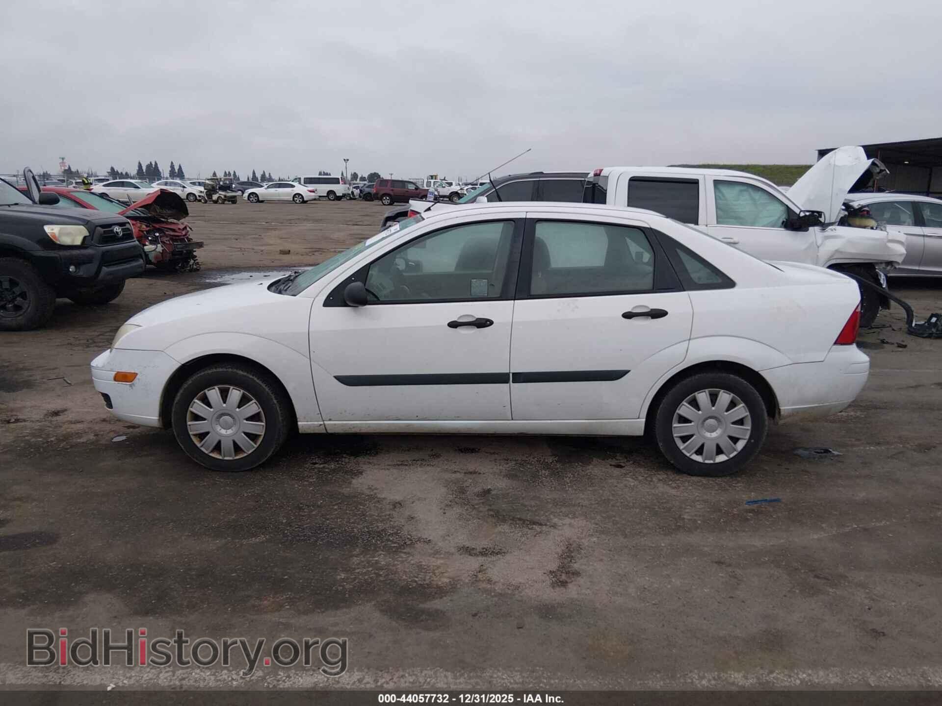 2006 FORD FOCUS - VIN: 1FAFP34N46W101809 - Фото 14