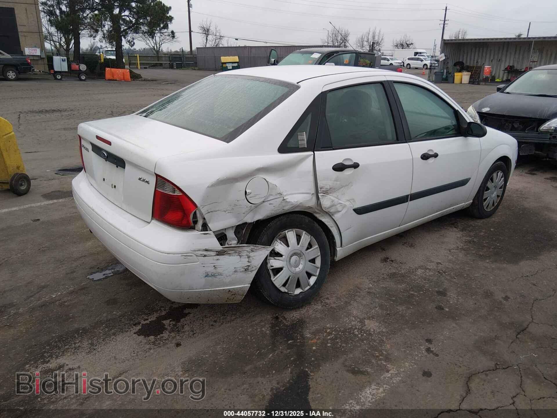 2006 FORD FOCUS - VIN: 1FAFP34N46W101809 - Фото 4