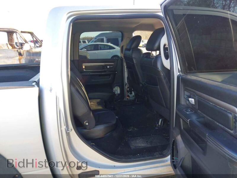 2013 RAM 1500 (VIN 1C6RR6MT2DS587940) — photo 8 of 18