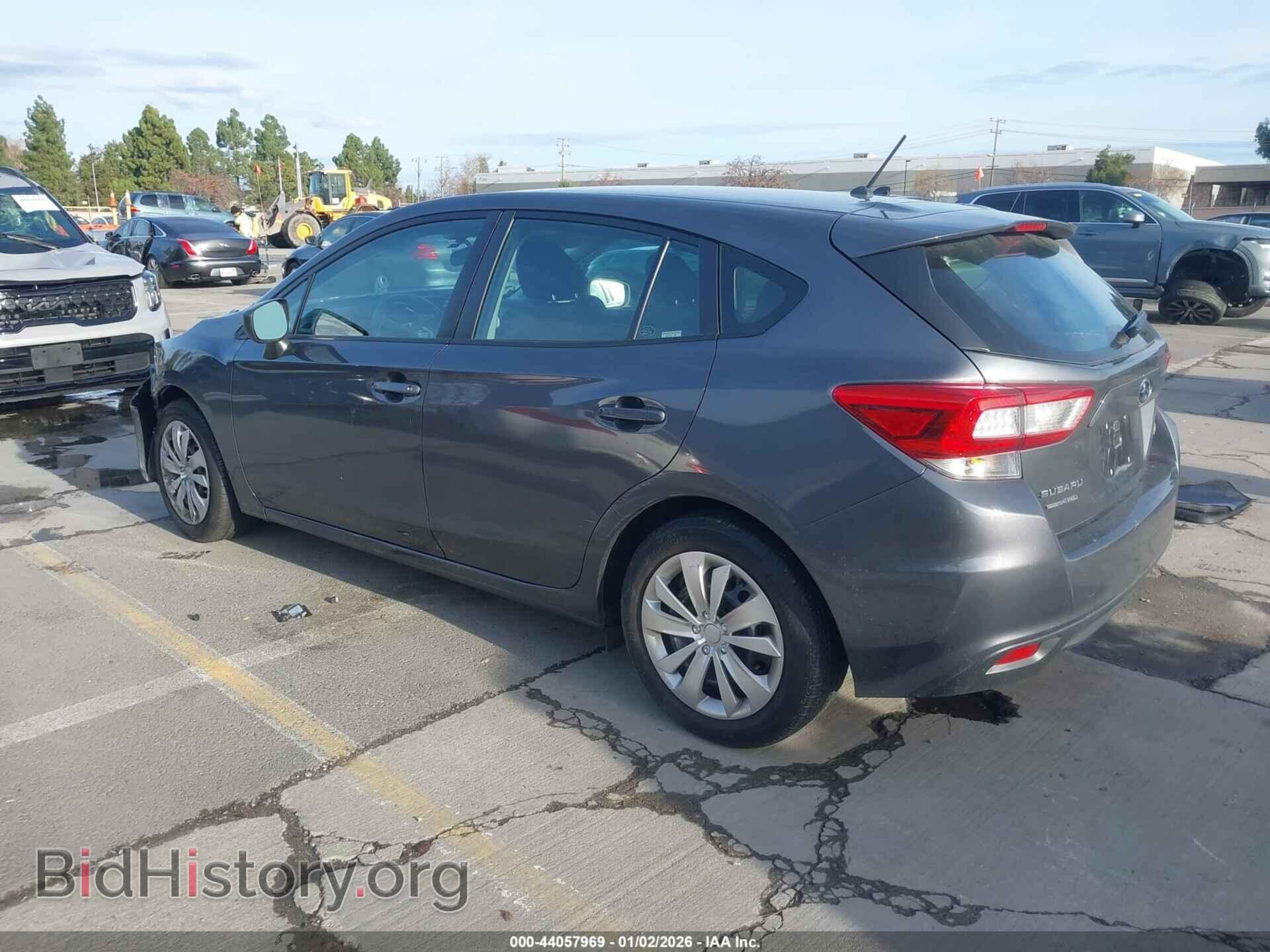 2019 SUBARU IMPREZA - VIN: 4S3GTAB61K3737948 - Фото 3