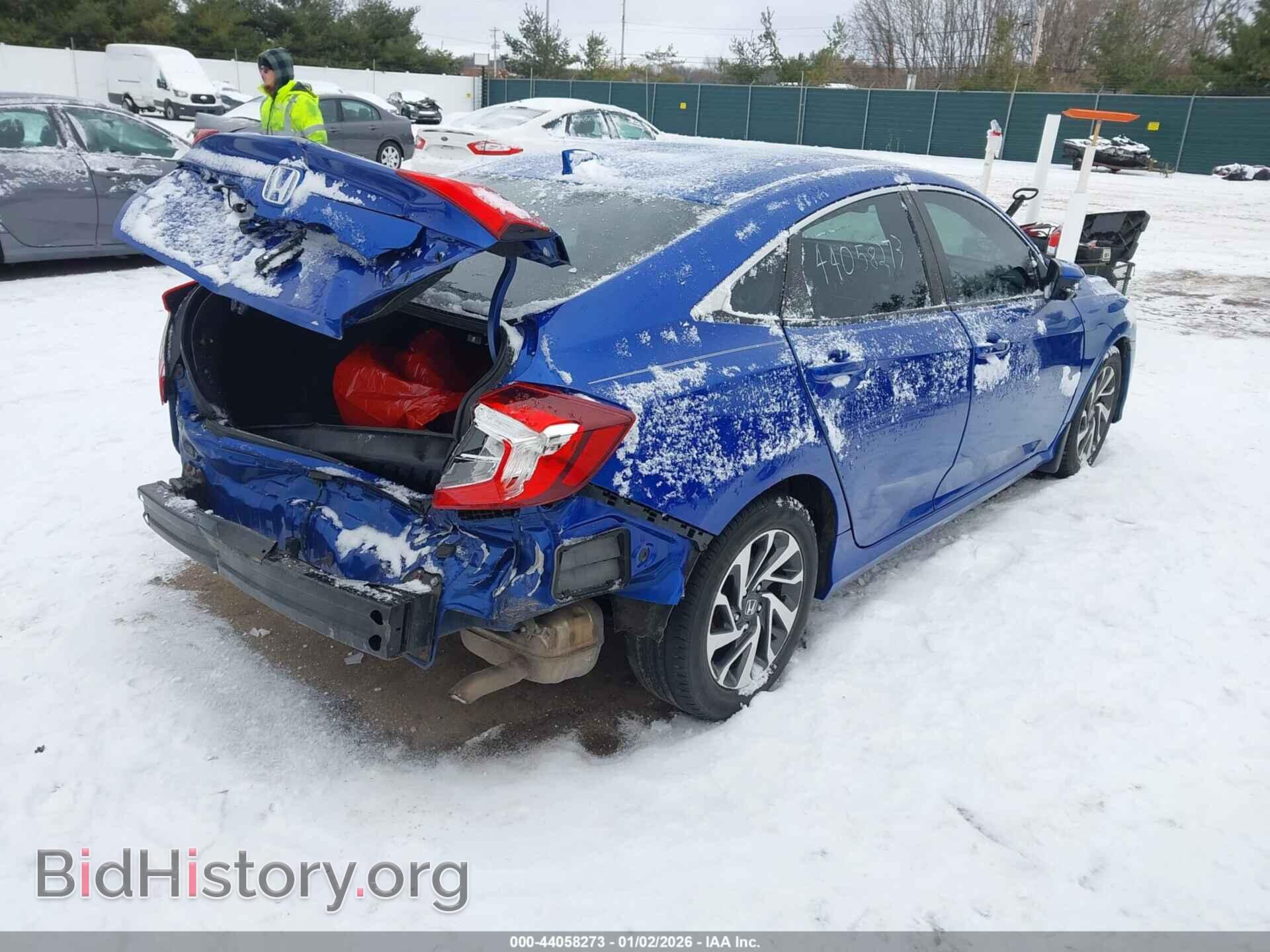 2017 HONDA CIVIC - VIN: 19XFC2F77HE013638 - Фото 4