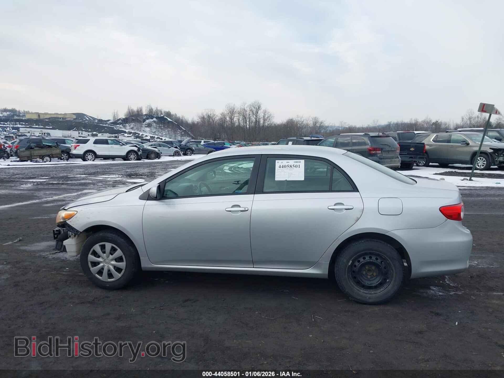 2011 TOYOTA COROLLA - VIN: JTDBU4EEXB9151550 - Фото 14