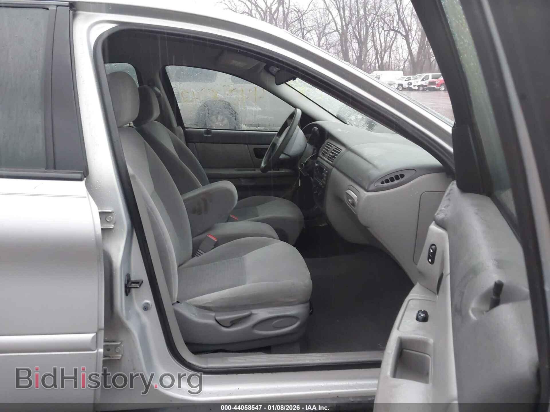 2006 FORD TAURUS - VIN: 1FAFP53U06A206395 - Фото 5