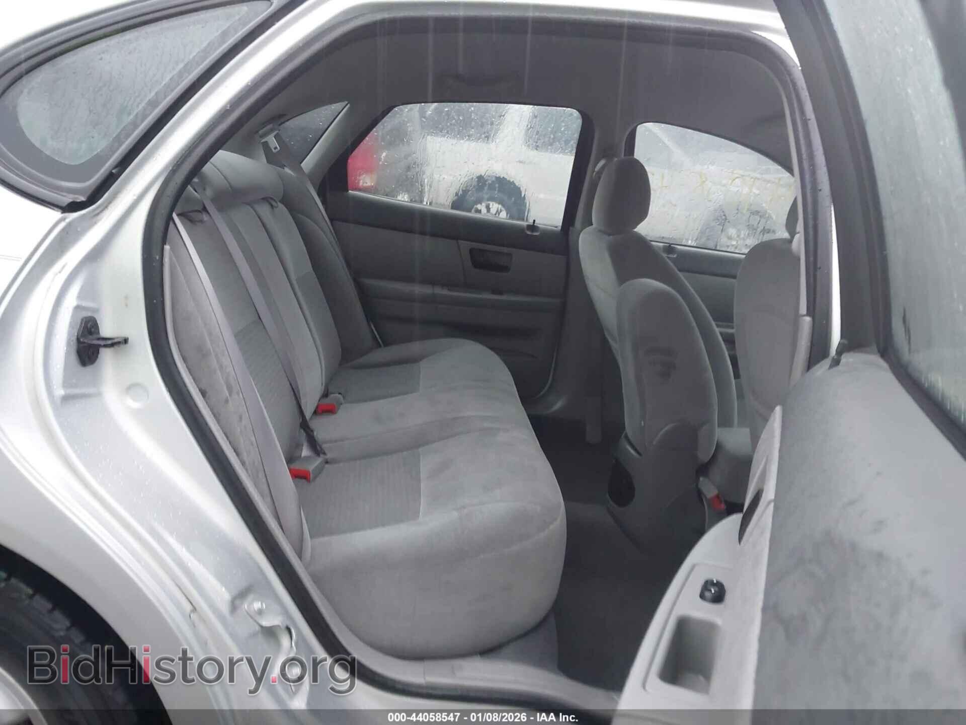 2006 FORD TAURUS - VIN: 1FAFP53U06A206395 - Фото 8