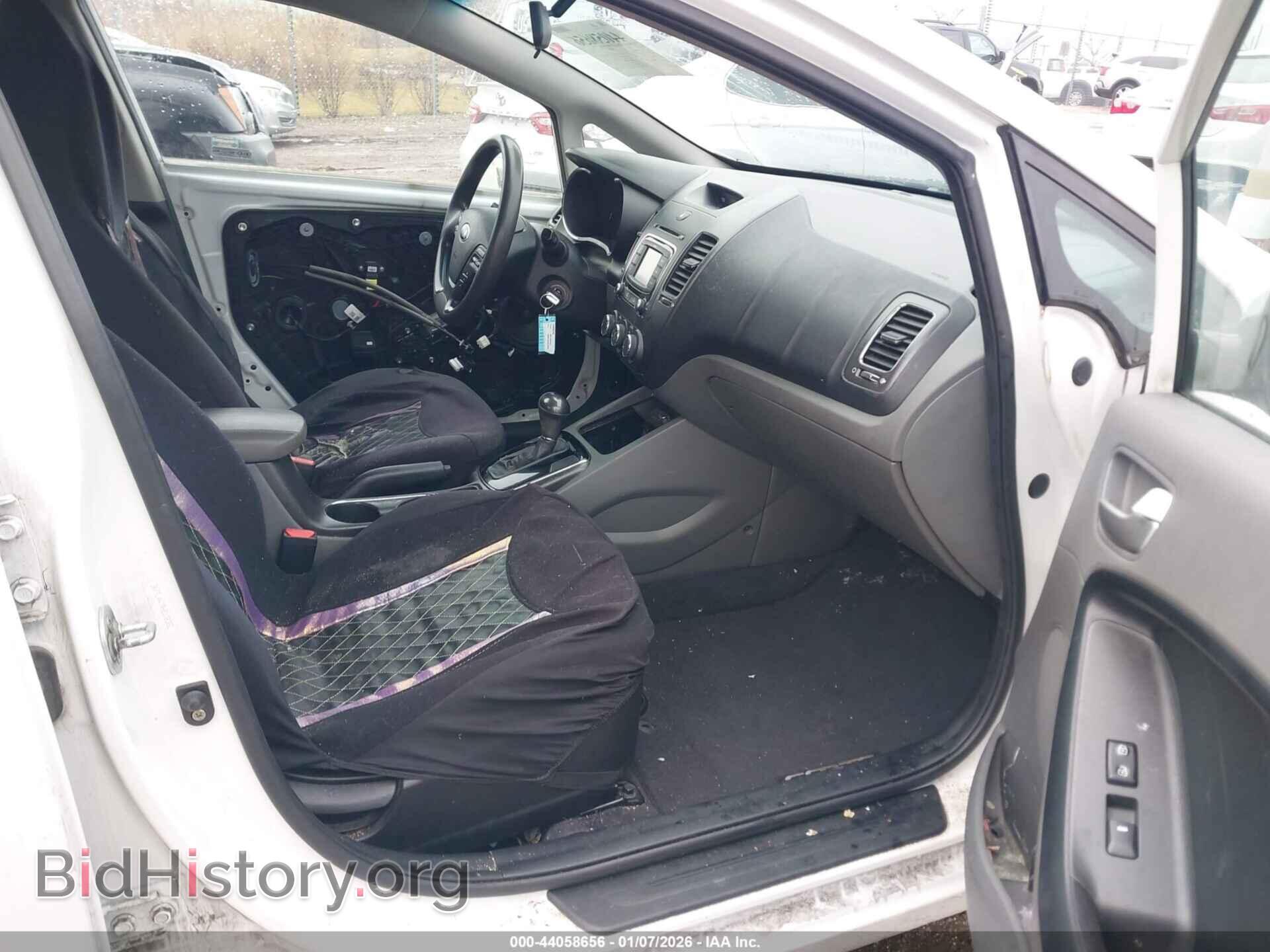 2017 KIA FORTE - VIN: 3KPFL4A79HE108382 - Фото 5
