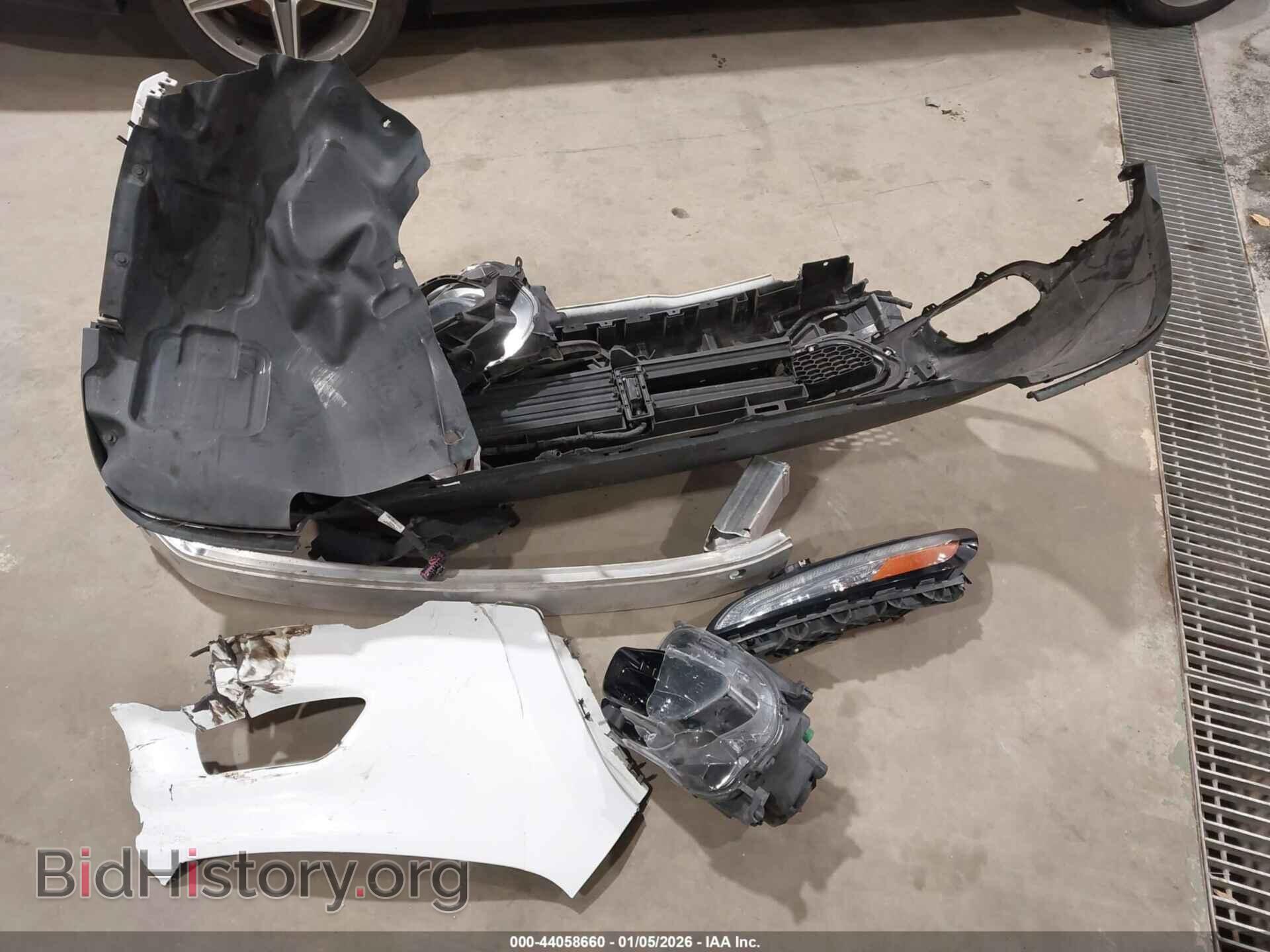 2018 JEEP CHEROKEE - VIN: 1C4PJLCB2JD573423 - Фото 12