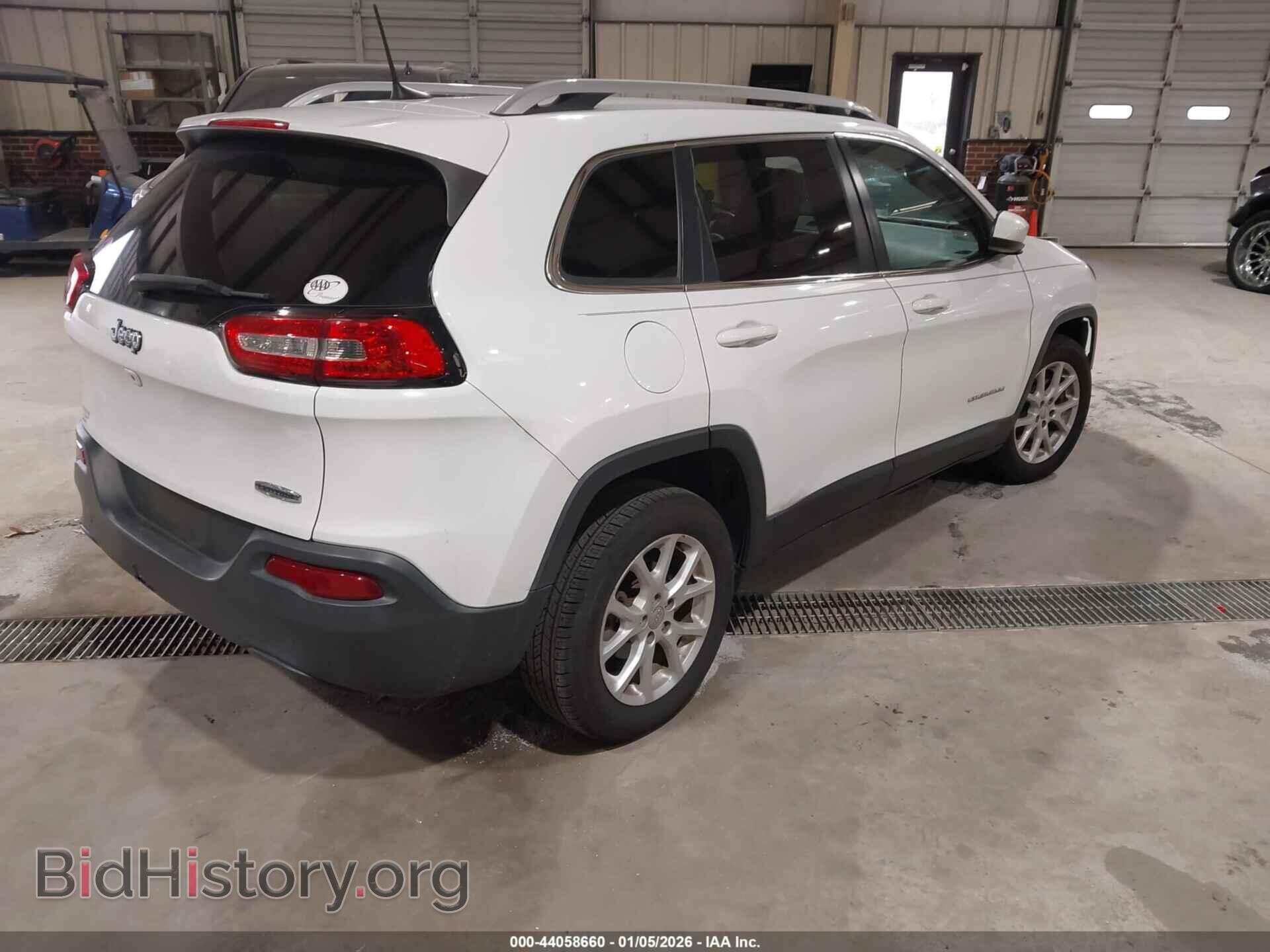 2018 JEEP CHEROKEE - VIN: 1C4PJLCB2JD573423 - Фото 4