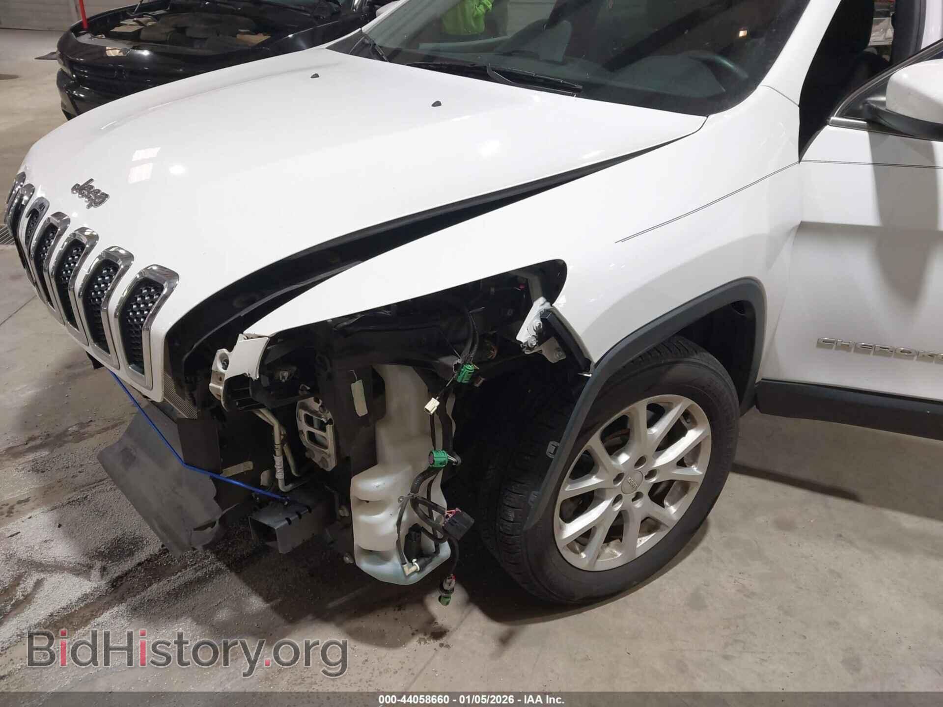 2018 JEEP CHEROKEE - VIN: 1C4PJLCB2JD573423 - Фото 6