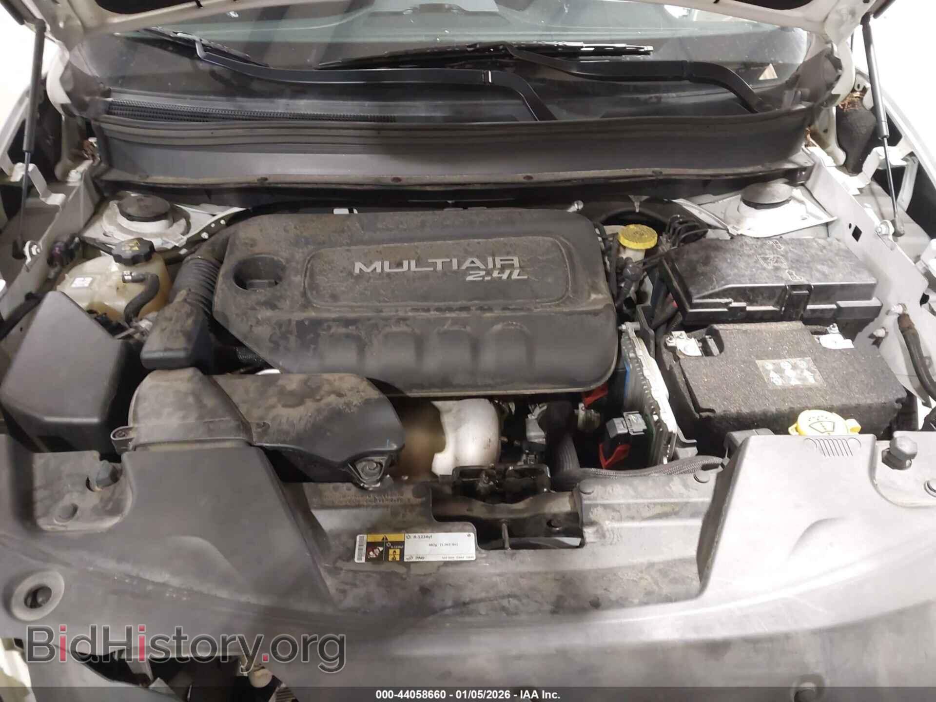 2018 JEEP CHEROKEE - VIN: 1C4PJLCB2JD573423 - Фото 10