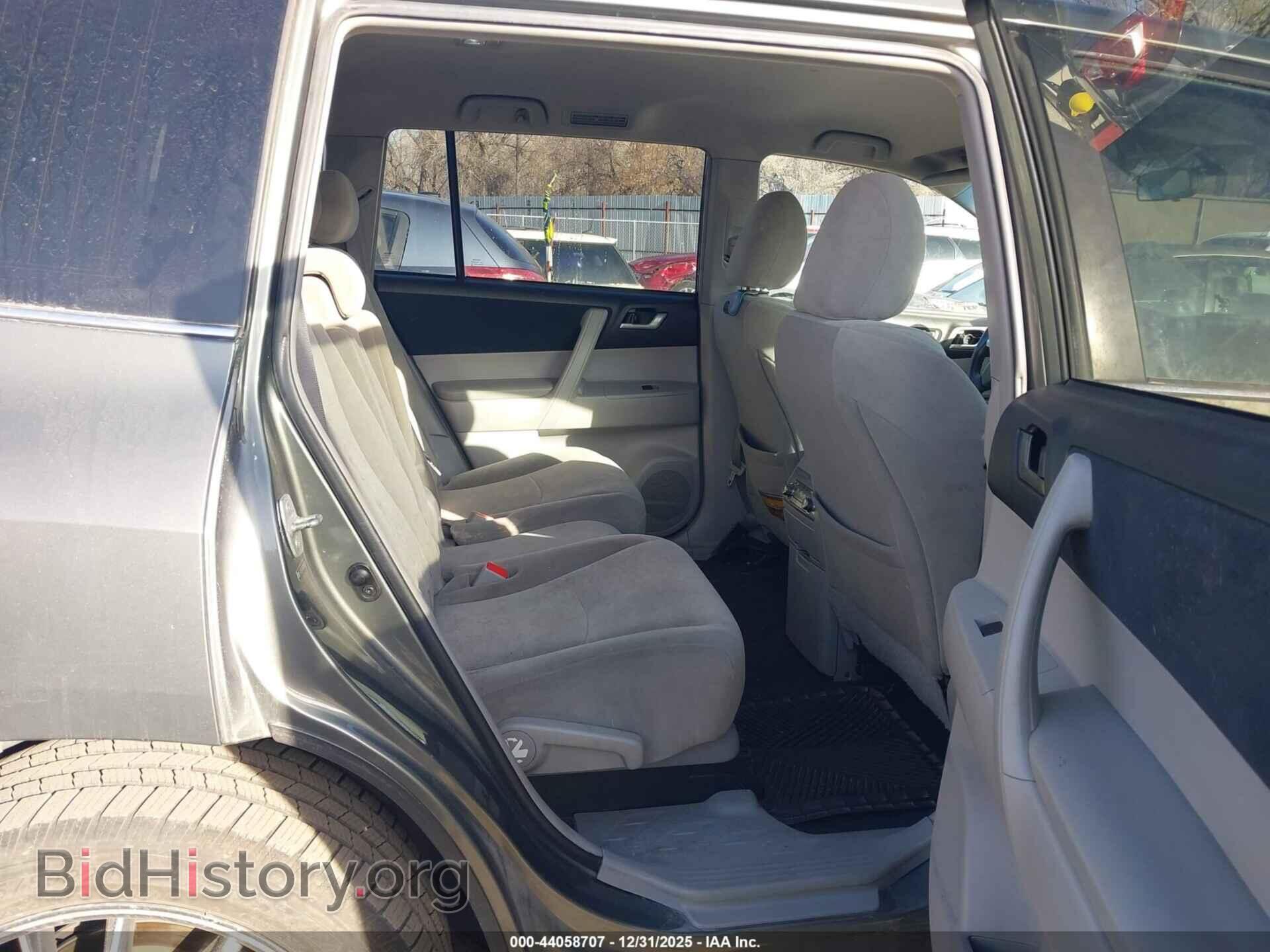 2012 TOYOTA HIGHLANDER - VIN: 5TDZK3EH8CS086578 - Фото 8