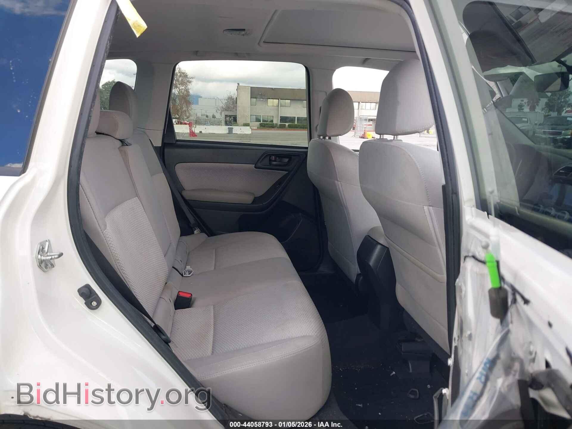 2017 SUBARU FORESTER - VIN: JF2SJAECXHH424475 - Фото 8