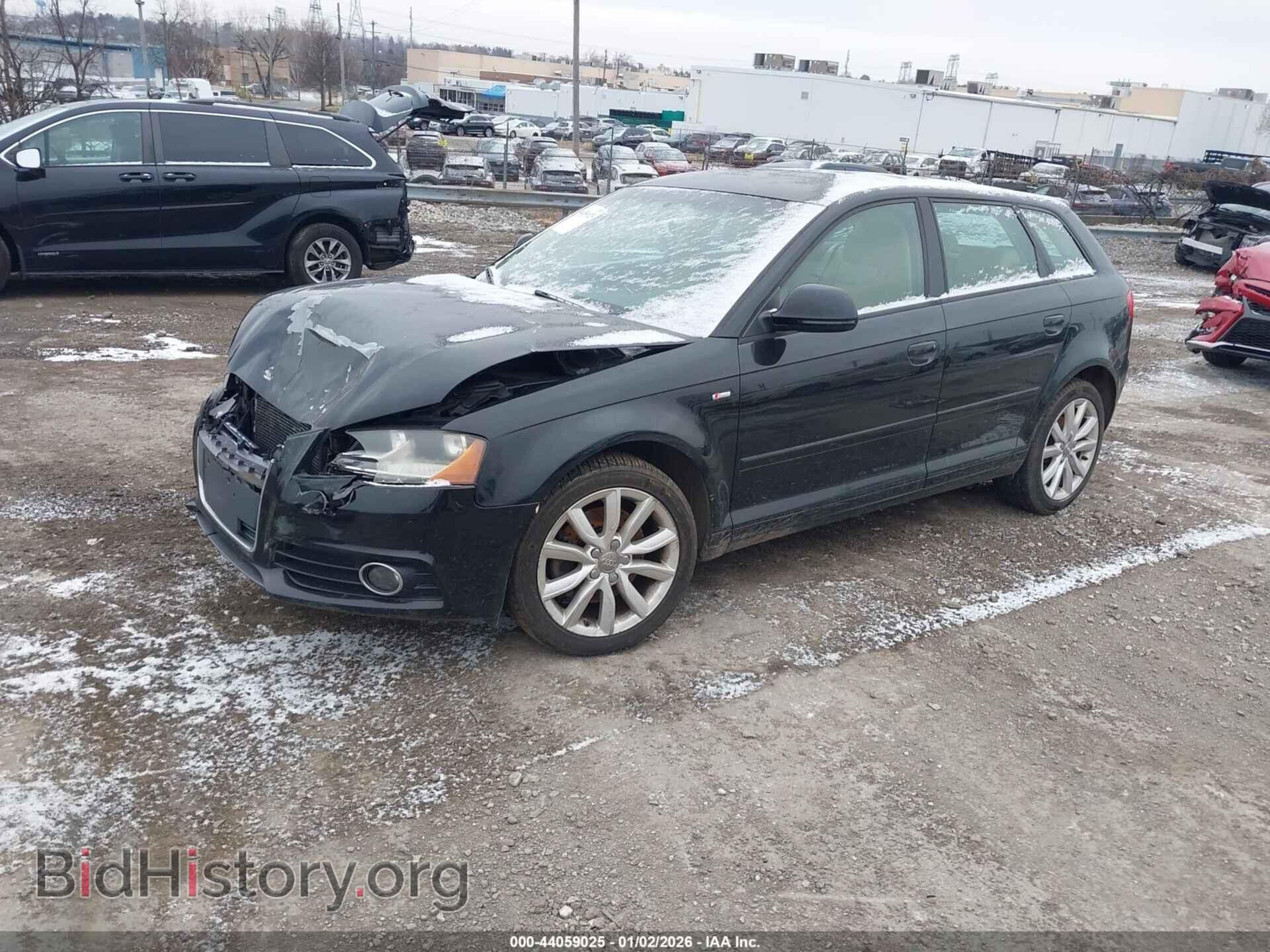 2010 AUDI A3 - VIN: WAUDFAFM2AA020680 - Фото 2