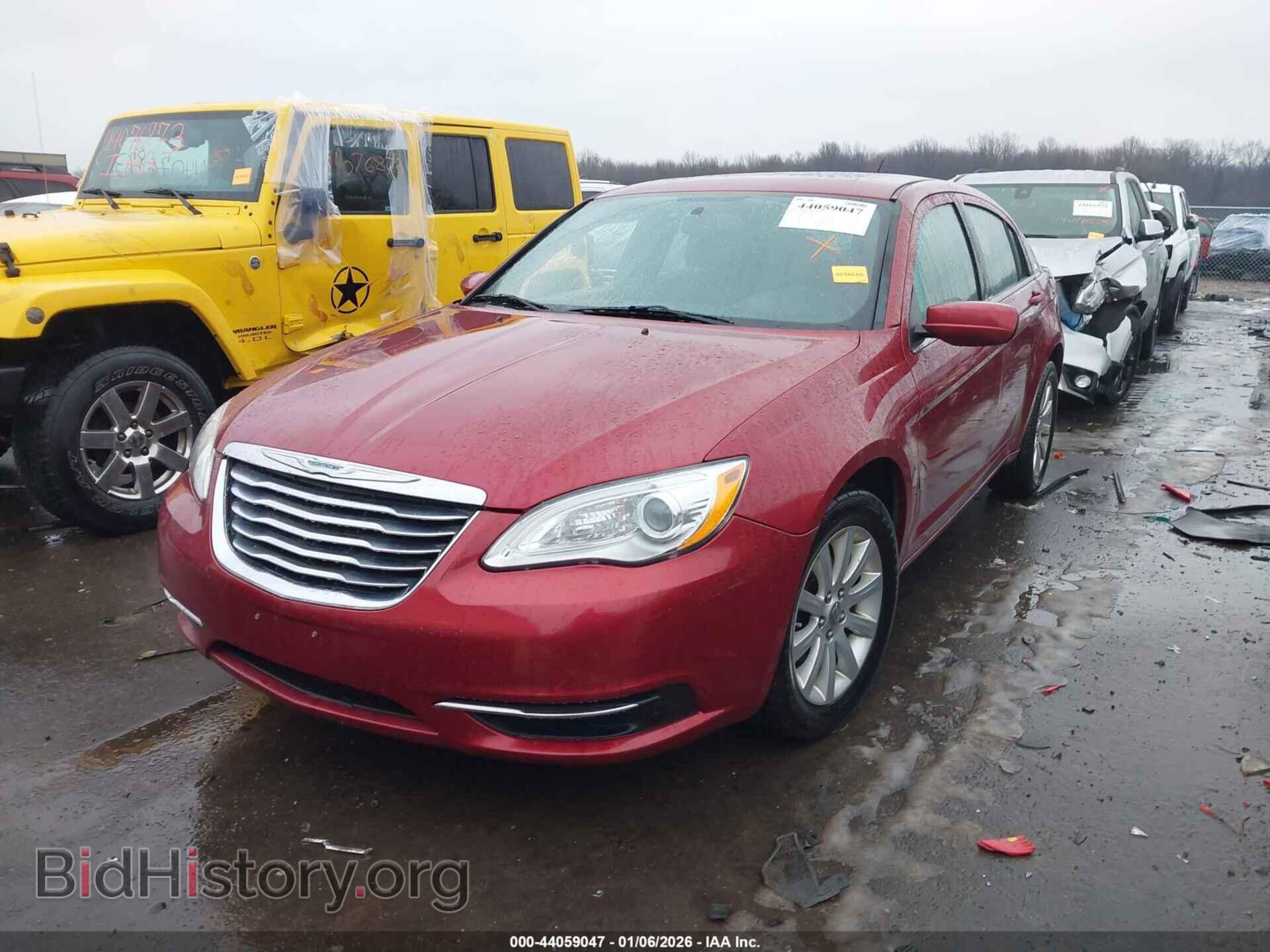 2013 CHRYSLER 200 - VIN: 1C3CCBBB6DN550976 - Фото 2