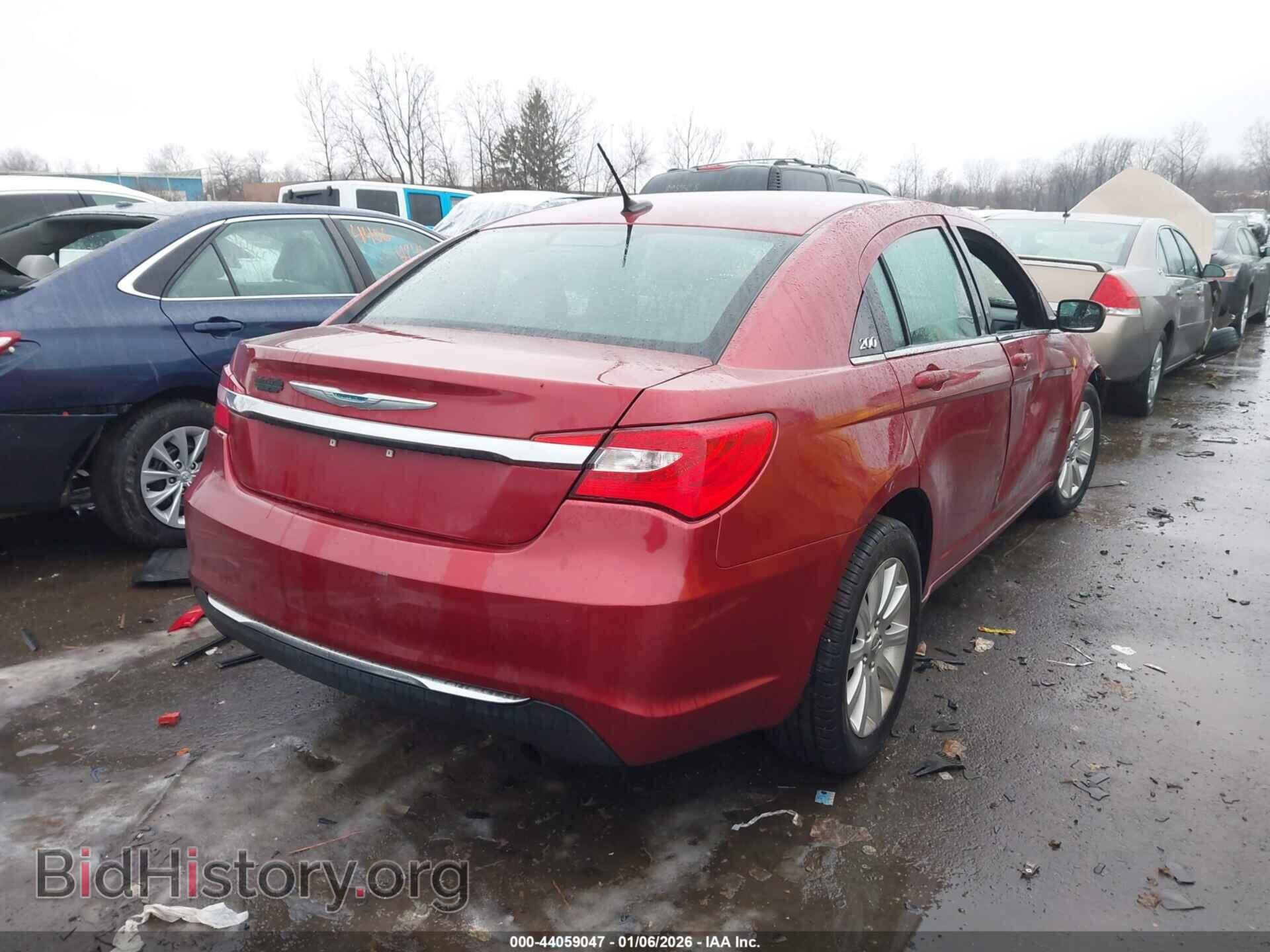 2013 CHRYSLER 200 - VIN: 1C3CCBBB6DN550976 - Фото 4