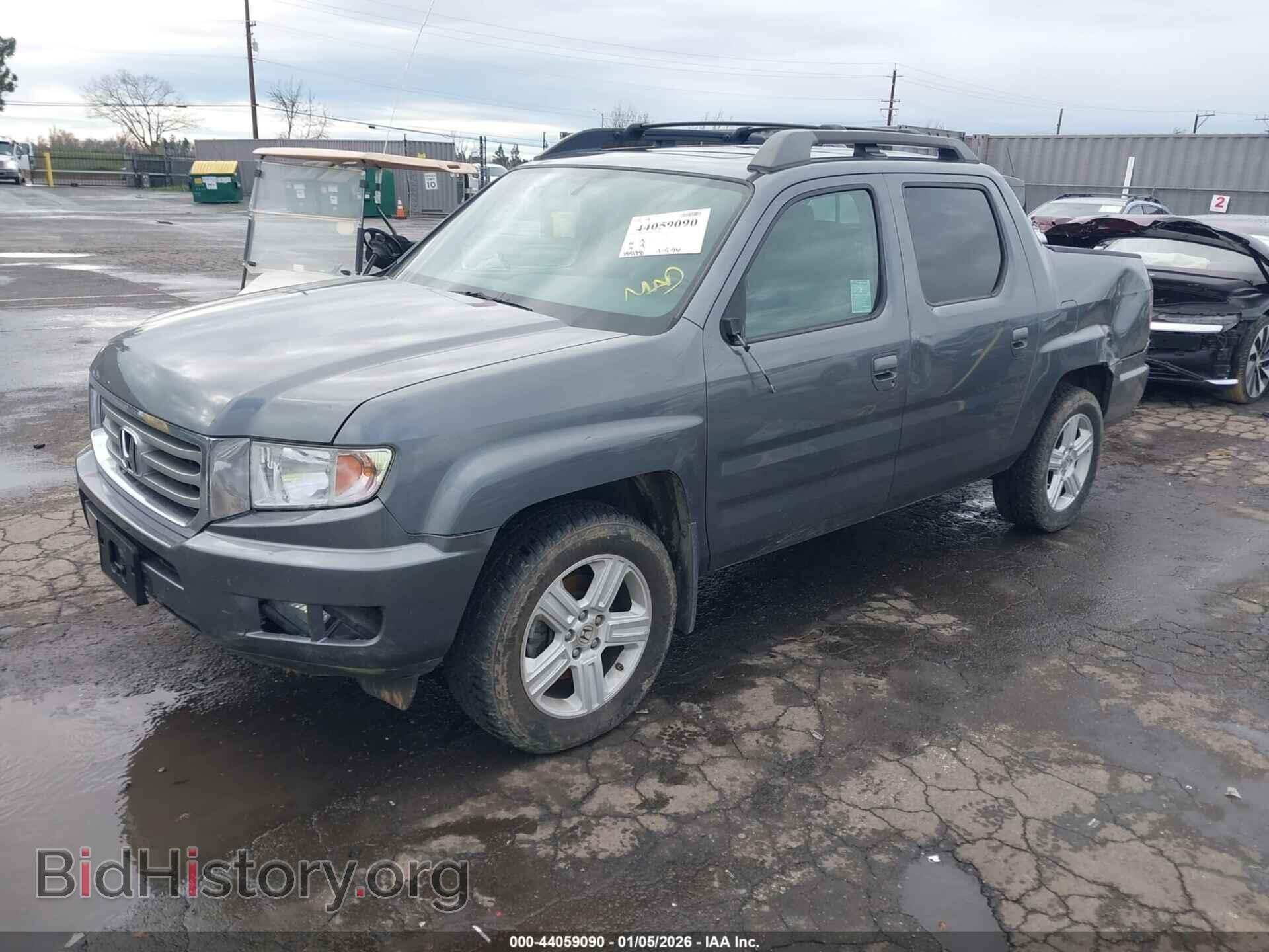 2013 HONDA RIDGELINE - VIN: 5FPYK1F53DB014026 - Фото 2