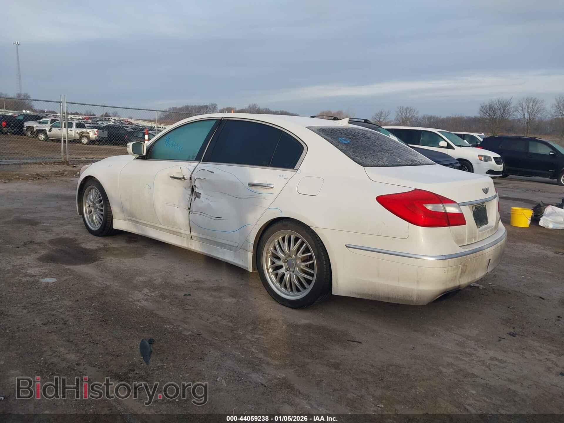 2013 HYUNDAI GENESIS - VIN: KMHGC4DD8DU235847 - Фото 3