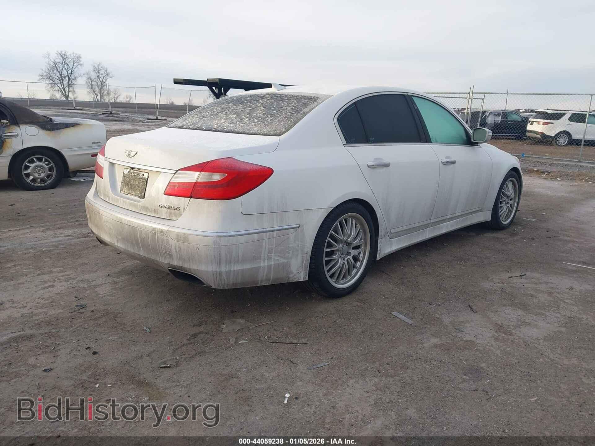 2013 HYUNDAI GENESIS - VIN: KMHGC4DD8DU235847 - Фото 4