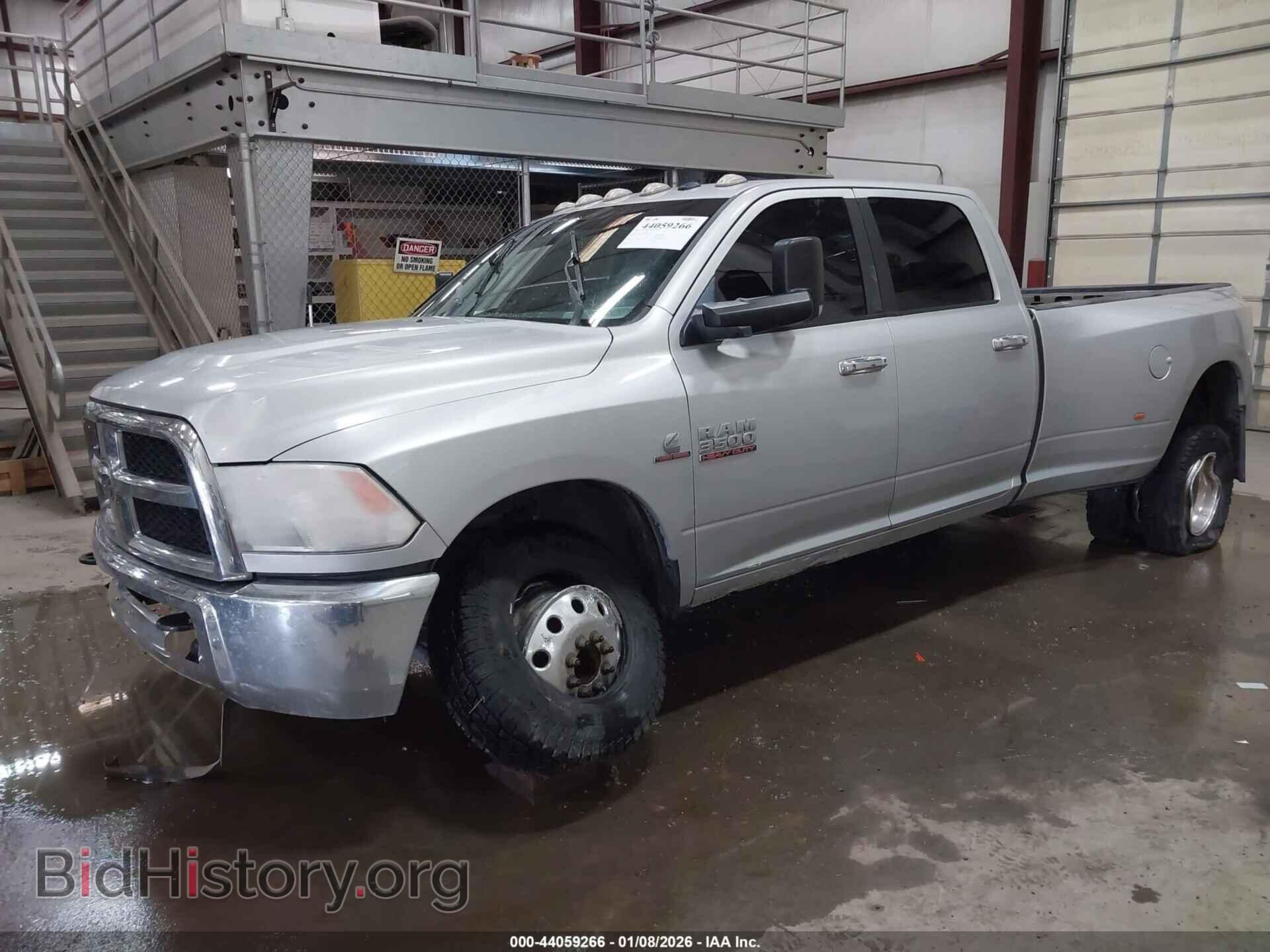2015 RAM 3500 - VIN: 3C63RRHL0FG626696 - Фото 2