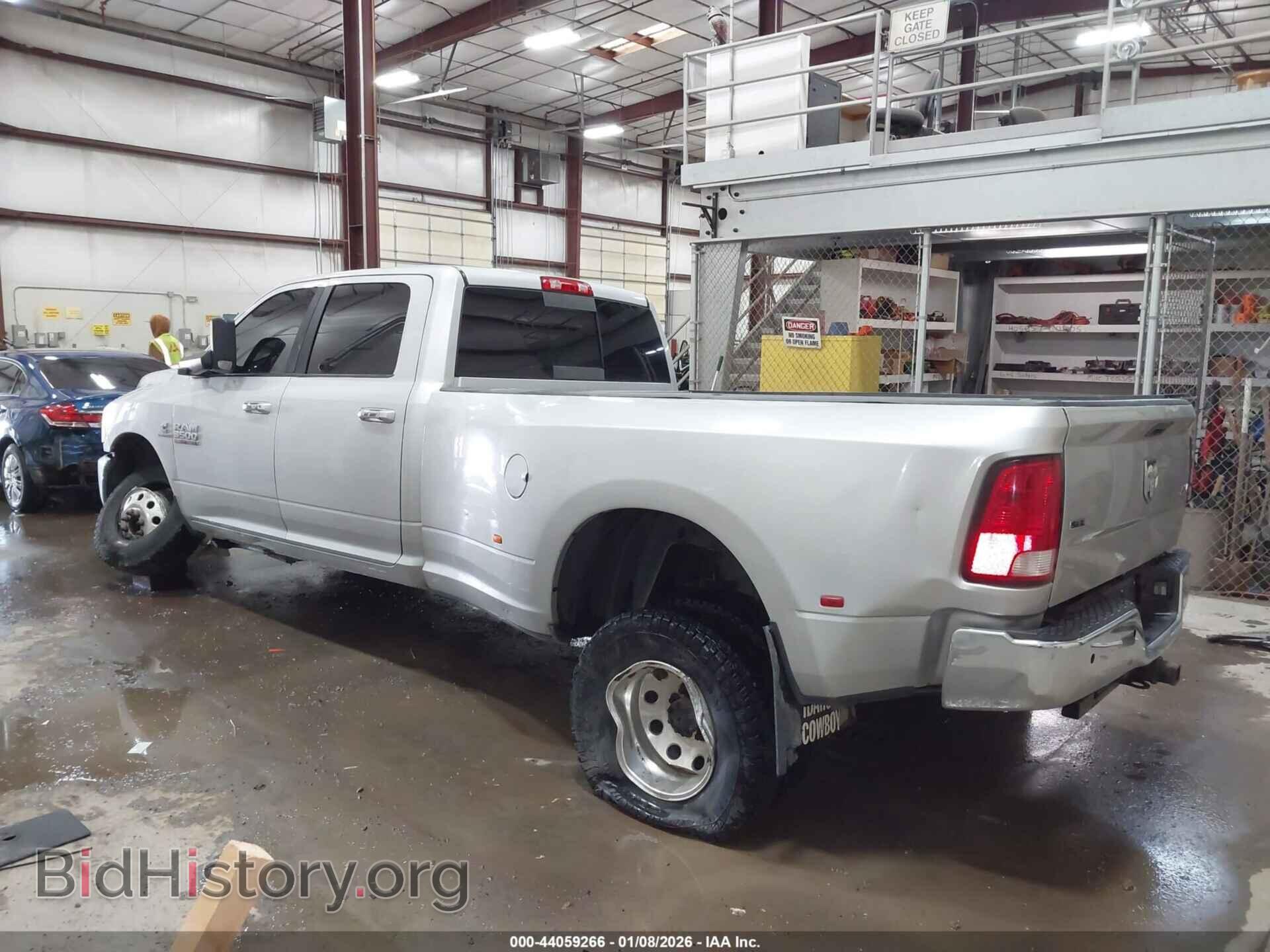 2015 RAM 3500 - VIN: 3C63RRHL0FG626696 - Фото 3