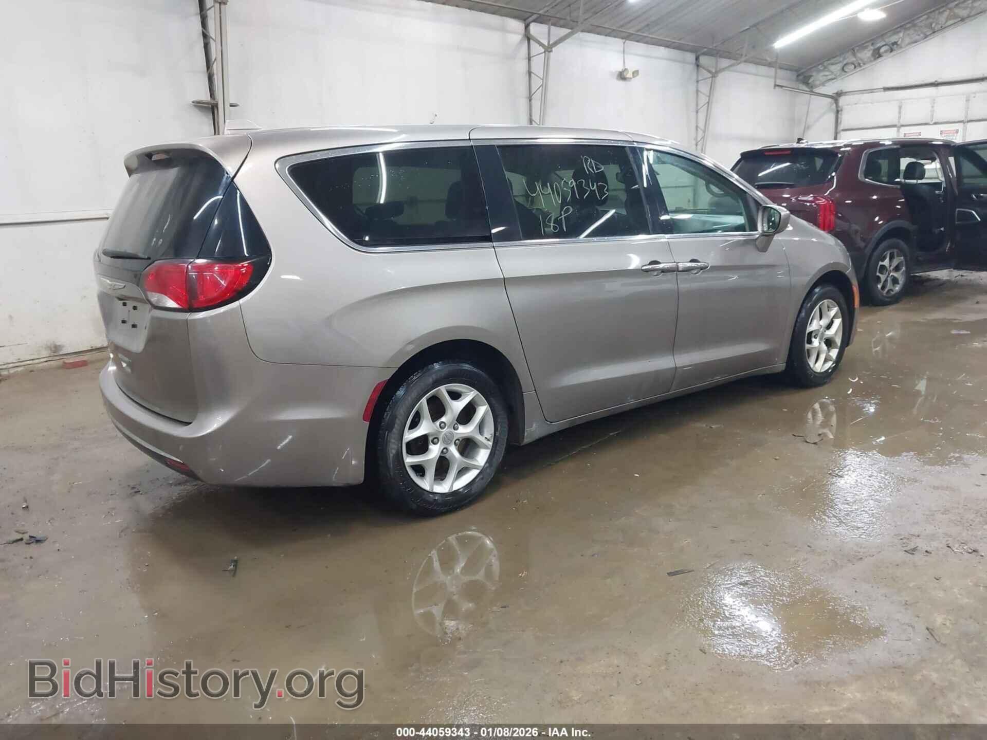 2018 CHRYSLER PACIFICA - VIN: 2C4RC1FG2JR154922 - Фото 4
